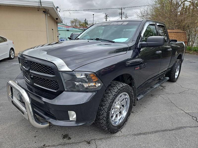 photo of 2017 RAM 1500 EXTENDED CAB PICKUP