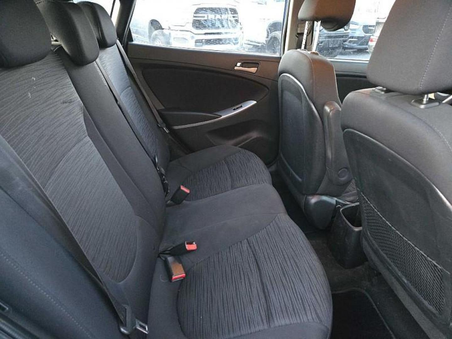 2017 BLUE /BLACK Hyundai Accent SE 5-Door 6A (KMHCT5AE0HU) with an 1.6L L4 DOHC 16V engine, 6A transmission, located at 3304 Woodville Road, Northwood, OH, 43619, (419) 210-8019, 41.612694, -83.480743 - Your #1 Destination for Auto Loans and mdash;No Matter Your Credit!At our dealership, we believe everyone deserves the opportunity to drive their dream car and mdash;whether you have good credit, bad credit, or no credit at all. With a wide selection of hundreds of cars, trucks, and SUVs, you'll fin - Photo#14