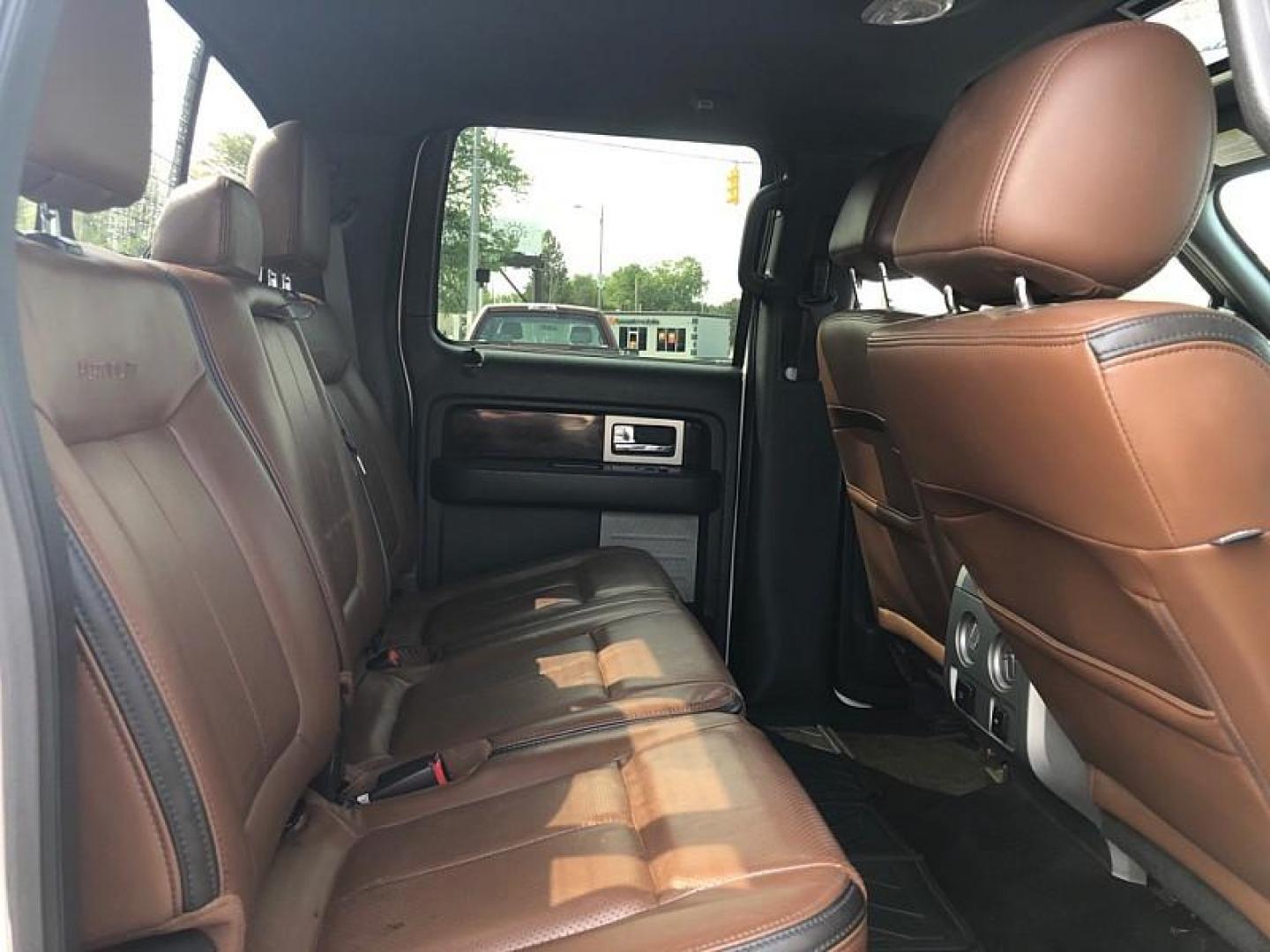 2014 WHITE /BROWN Ford F-150 FX4 SuperCrew 5.5-ft. Bed 4WD (1FTFW1ET1EF) with an 3.5L V6 TURBO engine, 6-Speed Automatic transmission, located at 3304 Woodville Road, Northwood, OH, 43619, (419) 210-8019, 41.612694, -83.480743 - Your #1 Destination for Auto Loans and mdash;No Matter Your Credit!At our dealership, we believe everyone deserves the opportunity to drive their dream car and mdash;whether you have good credit, bad credit, or no credit at all. With a wide selection of hundreds of cars, trucks, and SUVs, you'll fin - Photo#13