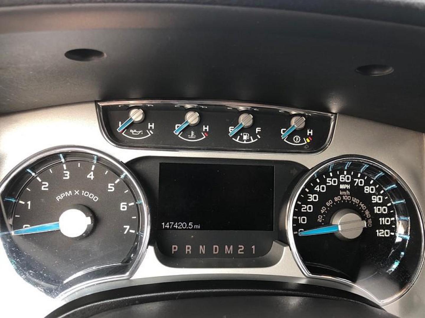 2014 WHITE /BROWN Ford F-150 FX4 SuperCrew 5.5-ft. Bed 4WD (1FTFW1ET1EF) with an 3.5L V6 TURBO engine, 6-Speed Automatic transmission, located at 3304 Woodville Road, Northwood, OH, 43619, (419) 210-8019, 41.612694, -83.480743 - Your #1 Destination for Auto Loans and mdash;No Matter Your Credit!At our dealership, we believe everyone deserves the opportunity to drive their dream car and mdash;whether you have good credit, bad credit, or no credit at all. With a wide selection of hundreds of cars, trucks, and SUVs, you'll fin - Photo#16