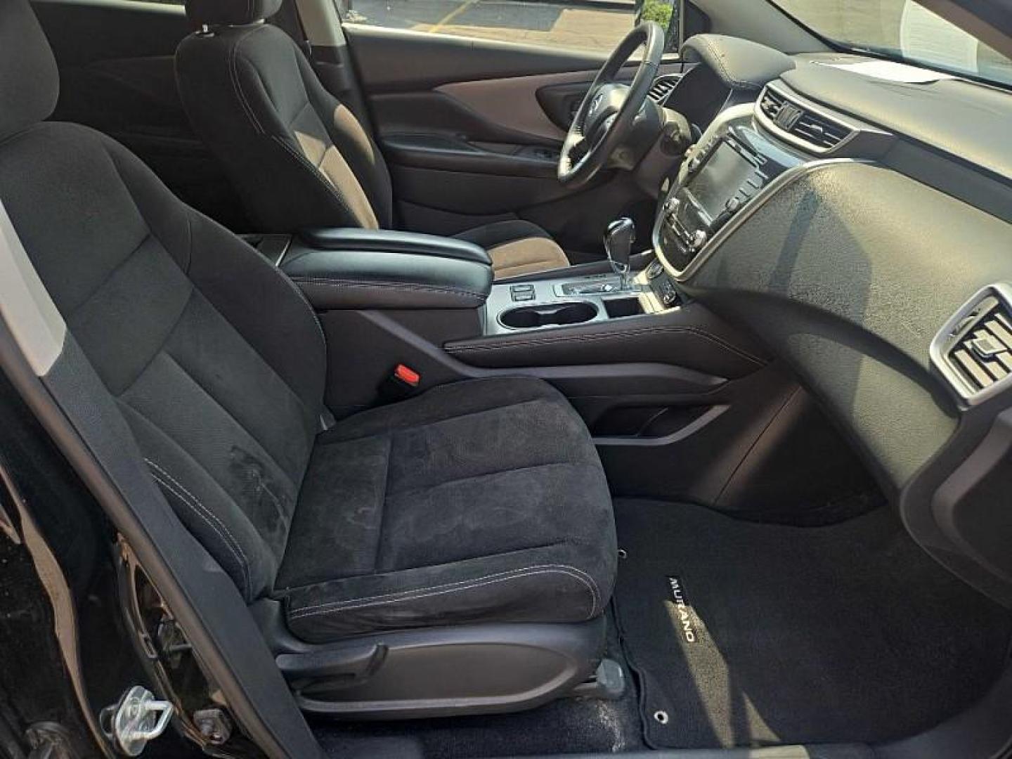 2019 BLACK /BLACK Nissan Murano Platinum AWD (5N1AZ2MS7KN) with an 3.5L V6 DOHC 24V engine, CVT transmission, located at 3304 Woodville Road, Northwood, OH, 43619, (419) 210-8019, 41.612694, -83.480743 - Your #1 Destination for Auto Loans and mdash;No Matter Your Credit!At our dealership, we believe everyone deserves the opportunity to drive their dream car and mdash;whether you have good credit, bad credit, or no credit at all. With a wide selection of hundreds of cars, trucks, and SUVs, you'll fin - Photo#16