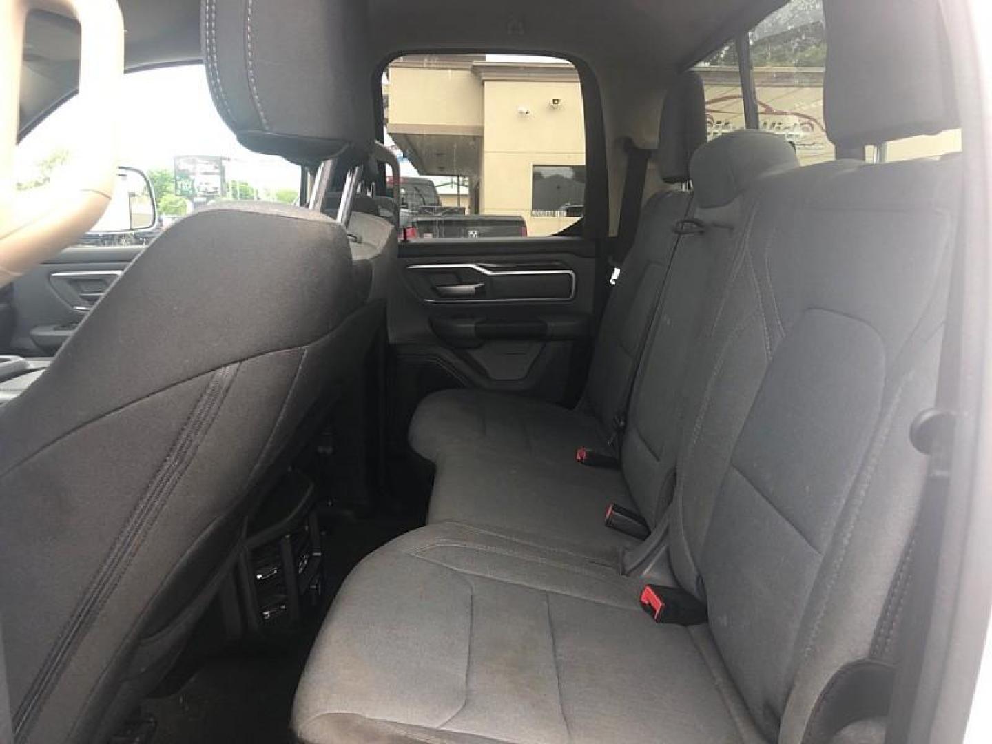 2020 WHITE /BLACK RAM 1500 Big Horn Quad Cab 4WD (1C6RRFBG9LN) with an 3.6L V6 DOHC 24V engine, 8A transmission, located at 3304 Woodville Road, Northwood, OH, 43619, (419) 210-8019, 41.612694, -83.480743 - Your #1 Destination for Auto Loans and mdash;No Matter Your Credit!At our dealership, we believe everyone deserves the opportunity to drive their dream car and mdash;whether you have good credit, bad credit, or no credit at all. With a wide selection of hundreds of cars, trucks, and SUVs, you'll fin - Photo#11