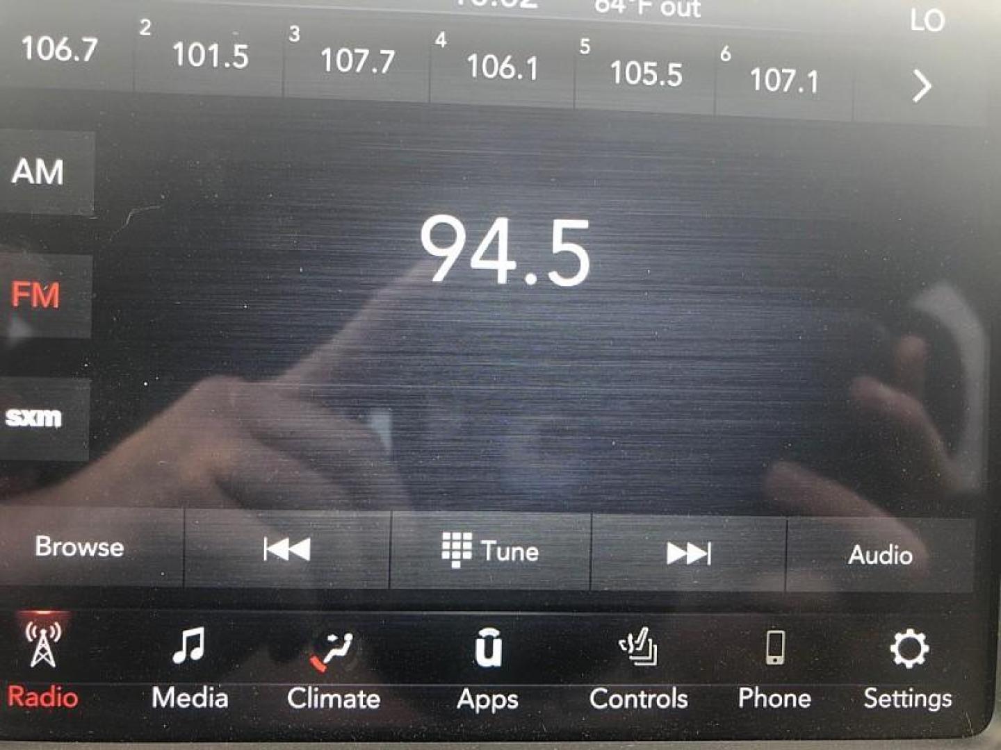 2020 WHITE /BLACK RAM 1500 Big Horn Quad Cab 4WD (1C6RRFBG9LN) with an 3.6L V6 DOHC 24V engine, 8A transmission, located at 3304 Woodville Road, Northwood, OH, 43619, (419) 210-8019, 41.612694, -83.480743 - Your #1 Destination for Auto Loans and mdash;No Matter Your Credit!At our dealership, we believe everyone deserves the opportunity to drive their dream car and mdash;whether you have good credit, bad credit, or no credit at all. With a wide selection of hundreds of cars, trucks, and SUVs, you'll fin - Photo#19