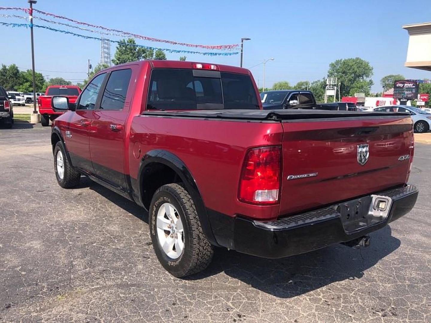 2014 RED /GRAY RAM 1500 SLT Crew Cab SWB 4WD (1C6RR7LG0ES) with an 3.6L V6 DOHC 24V FFV engine, 6-Speed Automatic transmission, located at 3304 Woodville Road, Northwood, OH, 43619, (419) 210-8019, 41.612694, -83.480743 - Your #1 Destination for Auto Loans and mdash;No Matter Your Credit!At our dealership, we believe everyone deserves the opportunity to drive their dream car and mdash;whether you have good credit, bad credit, or no credit at all. With a wide selection of hundreds of cars, trucks, and SUVs, you'll fin - Photo#2