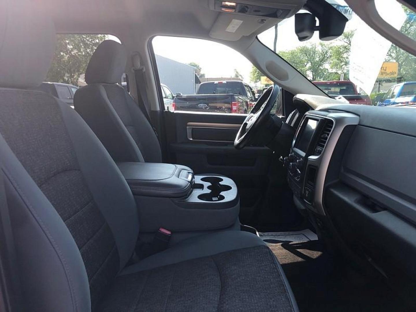 2014 RED /GRAY RAM 1500 SLT Crew Cab SWB 4WD (1C6RR7LG0ES) with an 3.6L V6 DOHC 24V FFV engine, 6-Speed Automatic transmission, located at 3304 Woodville Road, Northwood, OH, 43619, (419) 210-8019, 41.612694, -83.480743 - Your #1 Destination for Auto Loans and mdash;No Matter Your Credit!At our dealership, we believe everyone deserves the opportunity to drive their dream car and mdash;whether you have good credit, bad credit, or no credit at all. With a wide selection of hundreds of cars, trucks, and SUVs, you'll fin - Photo#16