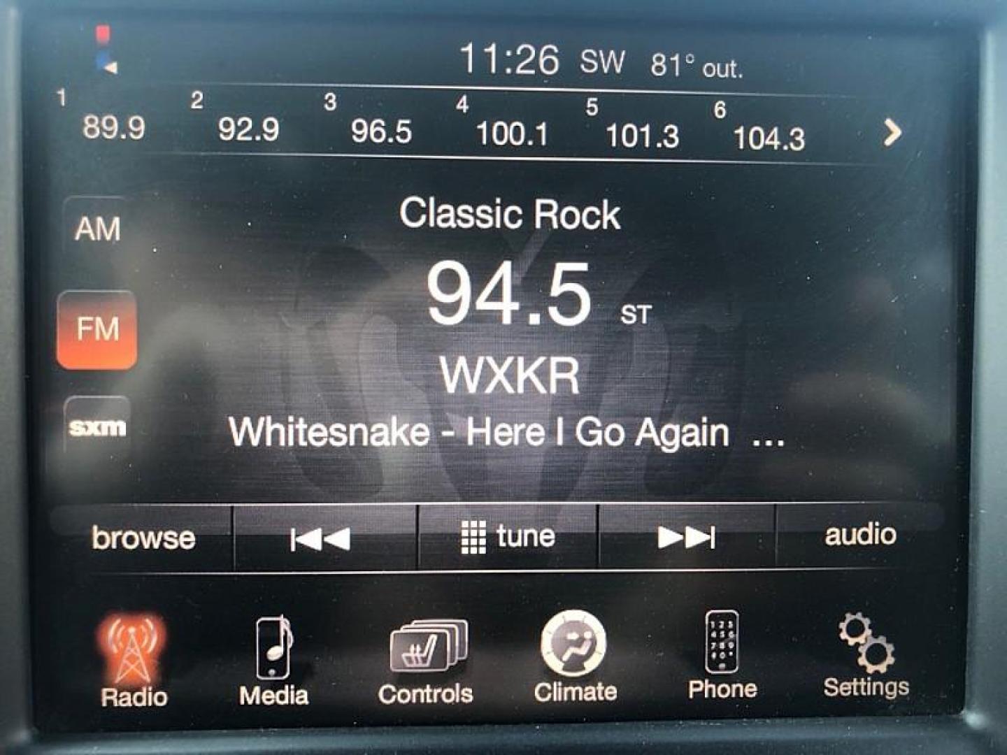 2014 RED /GRAY RAM 1500 SLT Crew Cab SWB 4WD (1C6RR7LG0ES) with an 3.6L V6 DOHC 24V FFV engine, 6-Speed Automatic transmission, located at 3304 Woodville Road, Northwood, OH, 43619, (419) 210-8019, 41.612694, -83.480743 - Your #1 Destination for Auto Loans and mdash;No Matter Your Credit!At our dealership, we believe everyone deserves the opportunity to drive their dream car and mdash;whether you have good credit, bad credit, or no credit at all. With a wide selection of hundreds of cars, trucks, and SUVs, you'll fin - Photo#20