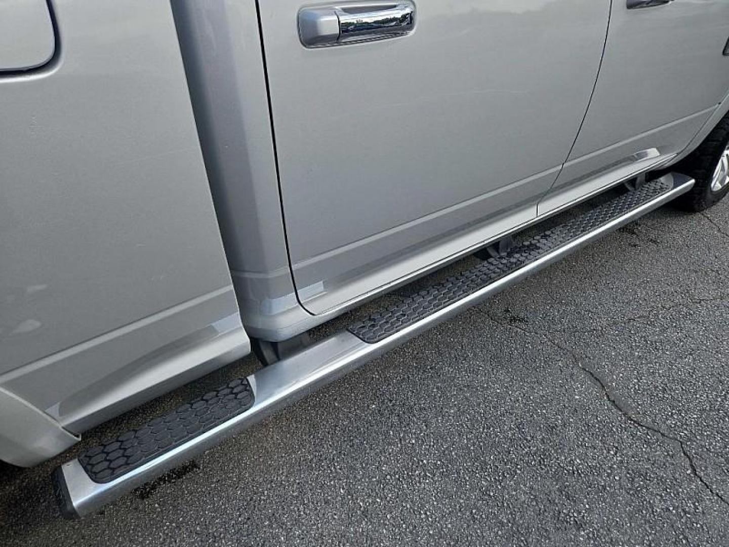 2014 SILVER /BROWN RAM 1500 Laramie Longhorn Edition Crew Cab LWB 4WD (1C6RR7WTXES) with an 5.7L V8 OHV 16V engine, 6-Speed Automatic transmission, located at 3304 Woodville Road, Northwood, OH, 43619, (419) 210-8019, 41.612694, -83.480743 - Your #1 Destination for Auto Loans and mdash;No Matter Your Credit!At our dealership, we believe everyone deserves the opportunity to drive their dream car and mdash;whether you have good credit, bad credit, or no credit at all. With a wide selection of hundreds of cars, trucks, and SUVs, you'll fin - Photo#14