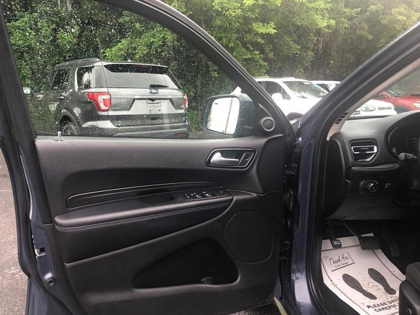 2021 BLUE /BLACK Dodge Durango SXT AWD (1C4RDJAGXMC) with an 3.6L V6 DOHC 24V engine, 8A transmission, located at 3304 Woodville Road, Northwood, OH, 43619, (419) 210-8019, 41.612694, -83.480743 - Your #1 Destination for Auto Loans and mdash;No Matter Your Credit!At our dealership, we believe everyone deserves the opportunity to drive their dream car and mdash;whether you have good credit, bad credit, or no credit at all. With a wide selection of hundreds of cars, trucks, and SUVs, you'll fin - Photo#8