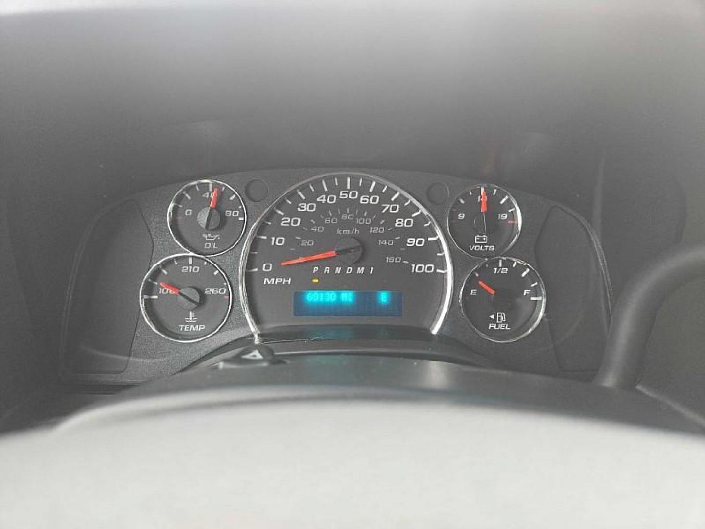 2021 WHITE Chevrolet Express 2500 Cargo Extended (1GCWGBFP5M1) with an 4.3L V6 engine, 6A transmission, located at 3304 Woodville Road, Northwood, OH, 43619, (419) 210-8019, 41.612694, -83.480743 - Your #1 Destination for Auto Loans and mdash;No Matter Your Credit!At our dealership, we believe everyone deserves the opportunity to drive their dream car and mdash;whether you have good credit, bad credit, or no credit at all. With a wide selection of hundreds of cars, trucks, and SUVs, you'll fin - Photo#16