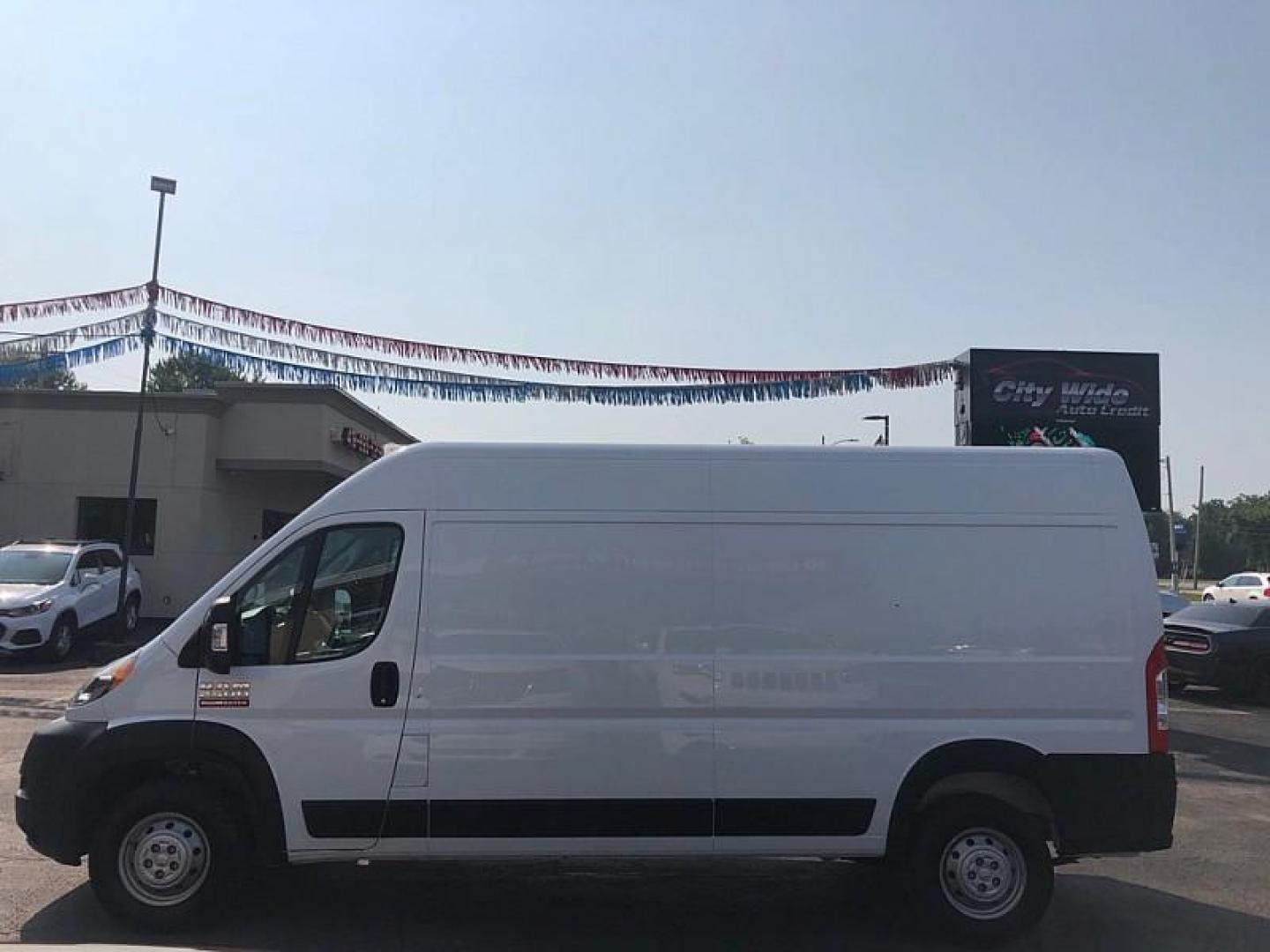 2021 WHITE /GRAY RAM Promaster 2500 High Roof 159-in. WB (3C6LRVDG0ME) with an 3.6L V6 engine, 6A transmission, located at 3304 Woodville Road, Northwood, OH, 43619, (419) 210-8019, 41.612694, -83.480743 - Your #1 Destination for Auto Loans and mdash;No Matter Your Credit!At our dealership, we believe everyone deserves the opportunity to drive their dream car and mdash;whether you have good credit, bad credit, or no credit at all. With a wide selection of hundreds of cars, trucks, and SUVs, you'll fin - Photo#1