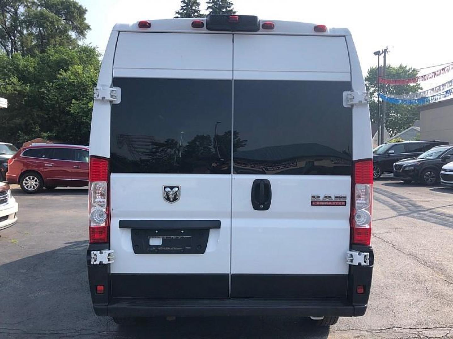2021 WHITE /GRAY RAM Promaster 2500 High Roof 159-in. WB (3C6LRVDG0ME) with an 3.6L V6 engine, 6A transmission, located at 3304 Woodville Road, Northwood, OH, 43619, (419) 210-8019, 41.612694, -83.480743 - Your #1 Destination for Auto Loans and mdash;No Matter Your Credit!At our dealership, we believe everyone deserves the opportunity to drive their dream car and mdash;whether you have good credit, bad credit, or no credit at all. With a wide selection of hundreds of cars, trucks, and SUVs, you'll fin - Photo#3