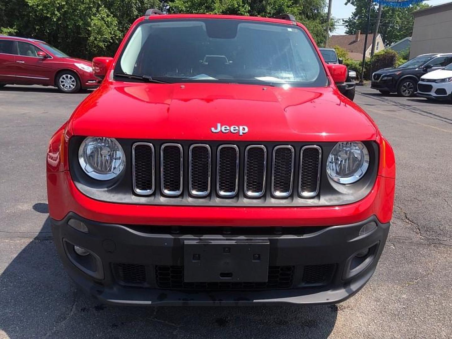 2017 RED /BLACK Jeep Renegade Latitude 4WD (ZACCJBBB0HP) with an 2.4L L4 DOHC 16V engine, 6M transmission, located at 3304 Woodville Road, Northwood, OH, 43619, (419) 210-8019, 41.612694, -83.480743 - Your #1 Destination for Auto Loans and mdash;No Matter Your Credit!At our dealership, we believe everyone deserves the opportunity to drive their dream car and mdash;whether you have good credit, bad credit, or no credit at all. With a wide selection of hundreds of cars, trucks, and SUVs, you'll fin - Photo#7