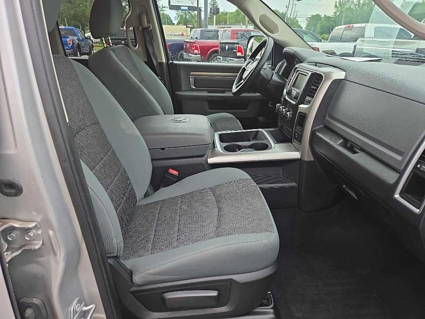 2017 SILVER RAM 1500 SLT Quad Cab 4WD (1C6RR7GT0HS) with an 5.7L V8 OHV 16V engine, 8A transmission, located at 3304 Woodville Road, Northwood, OH, 43619, (419) 210-8019, 41.612694, -83.480743 - Your #1 Destination for Auto Loans and mdash;No Matter Your Credit!At our dealership, we believe everyone deserves the opportunity to drive their dream car and mdash;whether you have good credit, bad credit, or no credit at all. With a wide selection of hundreds of cars, trucks, and SUVs, you'll fin - Photo#15