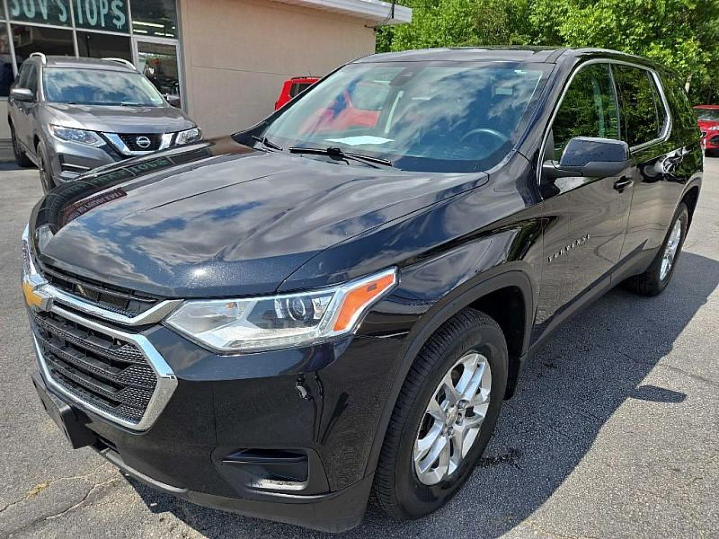2021 BLACK /BLACK Chevrolet Traverse LS FL AWD (1GNEVLKW5MJ) with an 3.6L V6 DOHC 24V engine, 9A transmission, located at 3304 Woodville Road, Northwood, OH, 43619, (419) 210-8019, 41.612694, -83.480743 - Your #1 Destination for Auto Loans and mdash;No Matter Your Credit!At our dealership, we believe everyone deserves the opportunity to drive their dream car and mdash;whether you have good credit, bad credit, or no credit at all. With a wide selection of hundreds of cars, trucks, and SUVs, you'll fin - Photo#0