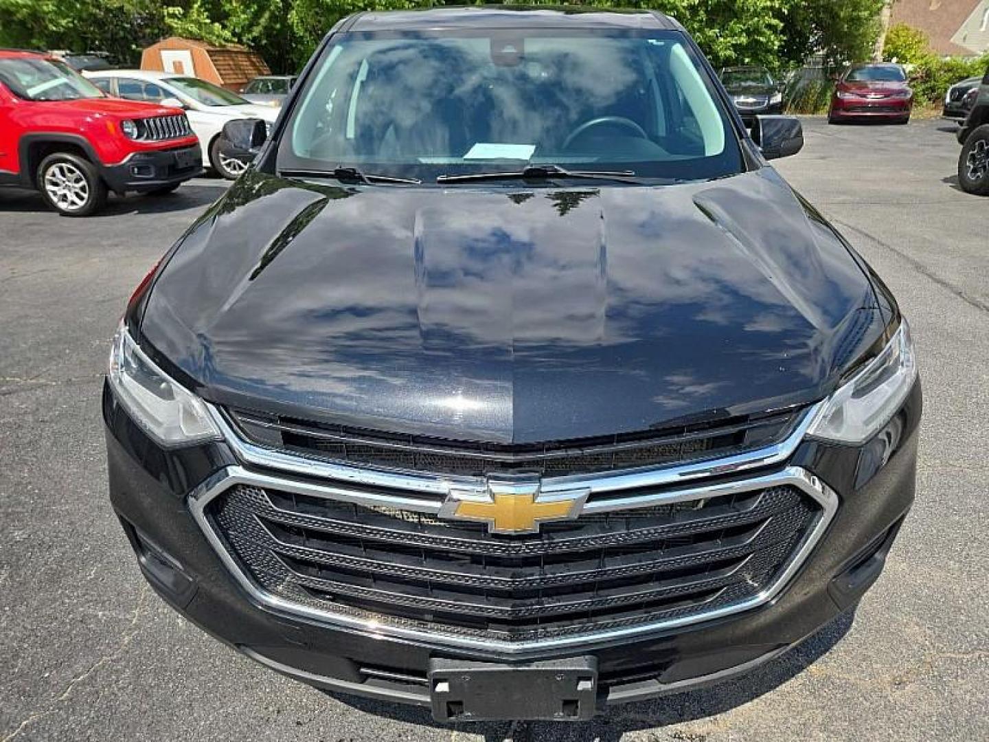 2021 BLACK /BLACK Chevrolet Traverse LS FL AWD (1GNEVLKW5MJ) with an 3.6L V6 DOHC 24V engine, 9A transmission, located at 3304 Woodville Road, Northwood, OH, 43619, (419) 210-8019, 41.612694, -83.480743 - Your #1 Destination for Auto Loans and mdash;No Matter Your Credit!At our dealership, we believe everyone deserves the opportunity to drive their dream car and mdash;whether you have good credit, bad credit, or no credit at all. With a wide selection of hundreds of cars, trucks, and SUVs, you'll fin - Photo#7