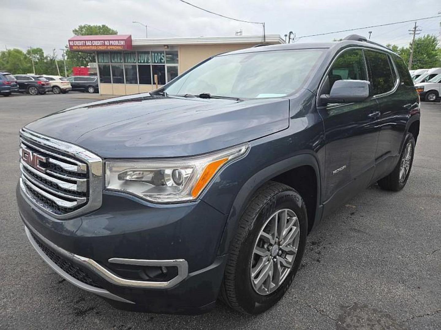 2019 BLUE /BLACK GMC Acadia SLE-2 AWD (1GKKNSLS4KZ) with an 3.6L V6 DOHC 24V engine, 6A transmission, located at 3304 Woodville Road, Northwood, OH, 43619, (419) 210-8019, 41.612694, -83.480743 - Your #1 Destination for Auto Loans and mdash;No Matter Your Credit!At our dealership, we believe everyone deserves the opportunity to drive their dream car and mdash;whether you have good credit, bad credit, or no credit at all. With a wide selection of hundreds of cars, trucks, and SUVs, you'll fin - Photo#0