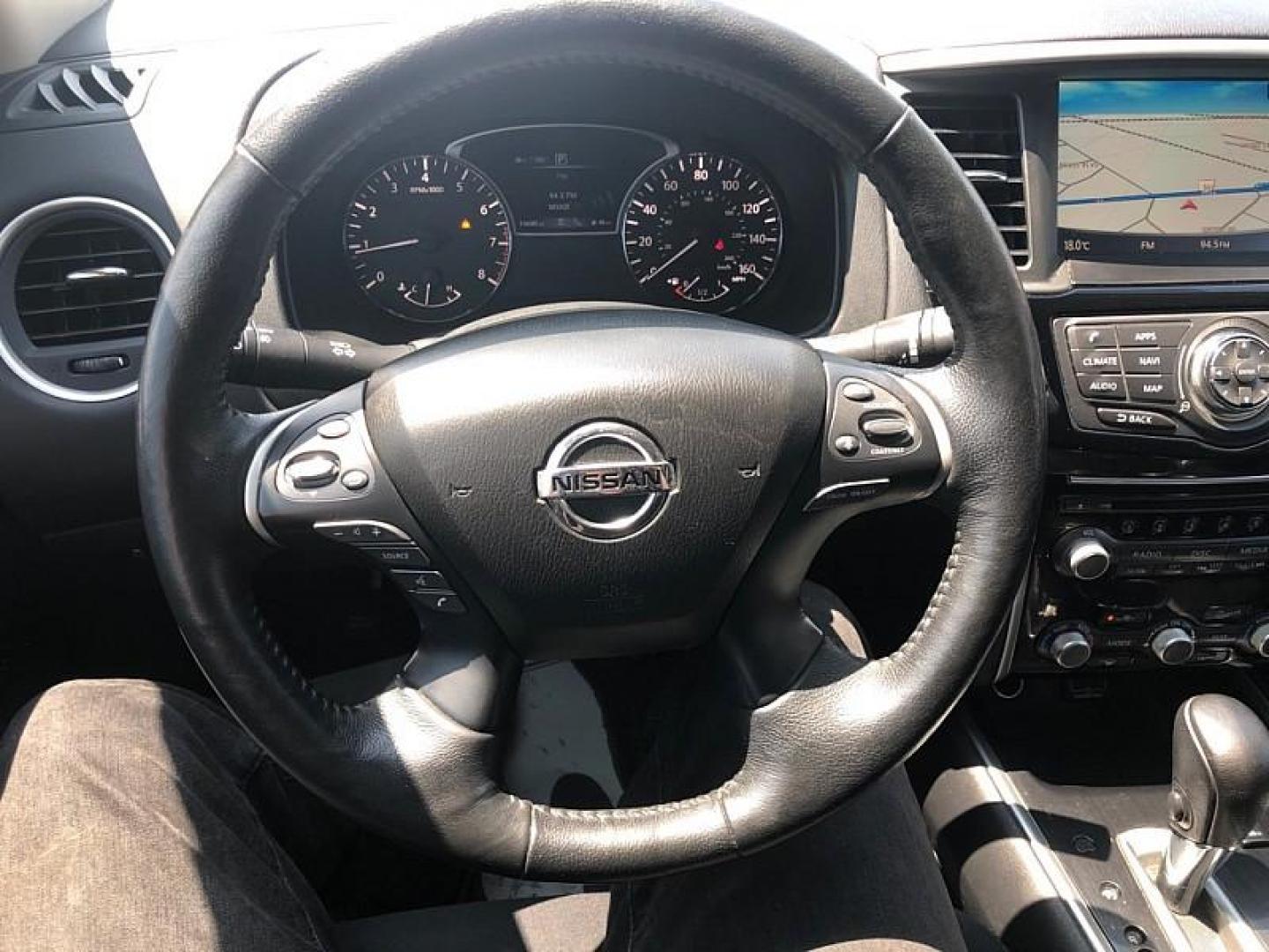2019 GRAY /BLACK Nissan Pathfinder S 4WD (5N1DR2MM9KC) with an 3.5L V6 DOHC 24V engine, CVT transmission, located at 3304 Woodville Road, Northwood, OH, 43619, (419) 210-8019, 41.612694, -83.480743 - Your #1 Destination for Auto Loans and mdash;No Matter Your Credit!At our dealership, we believe everyone deserves the opportunity to drive their dream car and mdash;whether you have good credit, bad credit, or no credit at all. With a wide selection of hundreds of cars, trucks, and SUVs, you'll fin - Photo#18