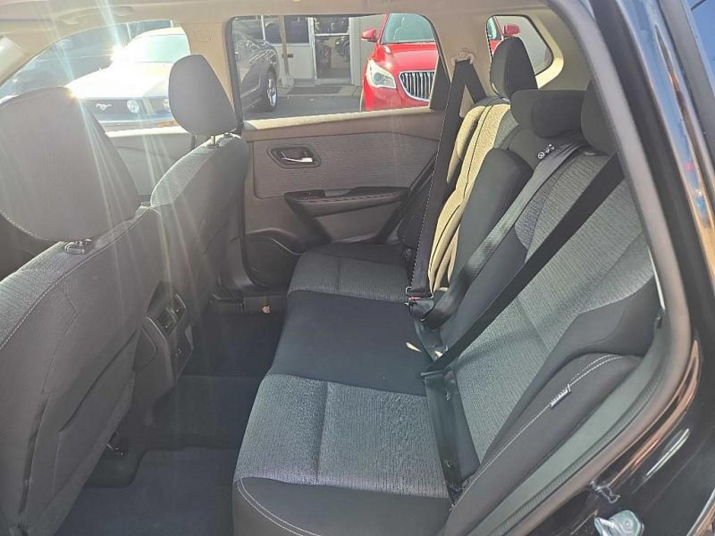 2021 BLACK /BLACK Nissan Rogue SV AWD (5N1AT3BB8MC) with an 2.5L L4 DOHC 16V engine, CVT transmission, located at 3304 Woodville Road, Northwood, OH, 43619, (419) 210-8019, 41.612694, -83.480743 - Your #1 Destination for Auto Loans and mdash;No Matter Your Credit!At our dealership, we believe everyone deserves the opportunity to drive their dream car and mdash;whether you have good credit, bad credit, or no credit at all. With a wide selection of hundreds of cars, trucks, and SUVs, you'll fin - Photo#11