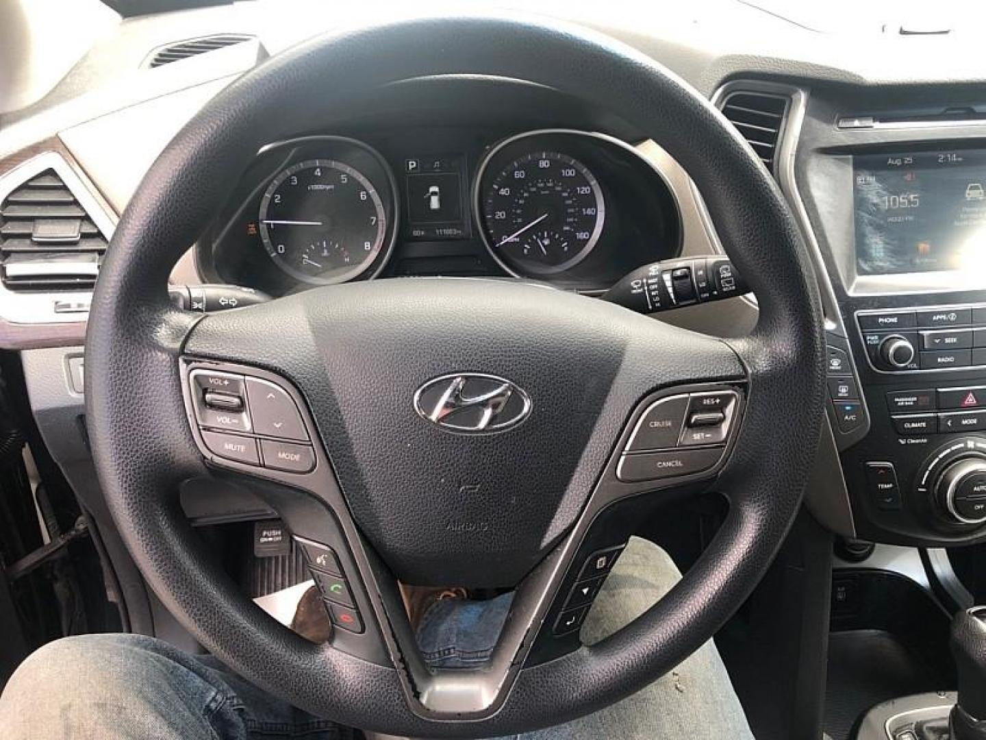 2017 BLACK /BLACK Hyundai Santa Fe SE AWD (KM8SMDHF6HU) with an 3.3L V6 DOHC 24V engine, 6A transmission, located at 3304 Woodville Road, Northwood, OH, 43619, (419) 210-8019, 41.612694, -83.480743 - Your #1 Destination for Auto Loans and mdash;No Matter Your Credit!At our dealership, we believe everyone deserves the opportunity to drive their dream car and mdash;whether you have good credit, bad credit, or no credit at all. With a wide selection of hundreds of cars, trucks, and SUVs, you'll fin - Photo#21