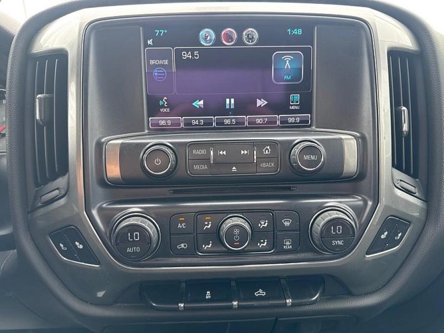 2014 RED /BLACK Chevrolet Silverado 1500 1LT Double Cab 4WD (1GCVKREC7EZ) with an 5.3L V8 OHV 16V engine, 6-Speed Automatic transmission, located at 3304 Woodville Road, Northwood, OH, 43619, (419) 210-8019, 41.612694, -83.480743 - Your #1 Destination for Auto Loans and mdash;No Matter Your Credit!At our dealership, we believe everyone deserves the opportunity to drive their dream car and mdash;whether you have good credit, bad credit, or no credit at all. With a wide selection of hundreds of cars, trucks, and SUVs, you'll fin - Photo#20