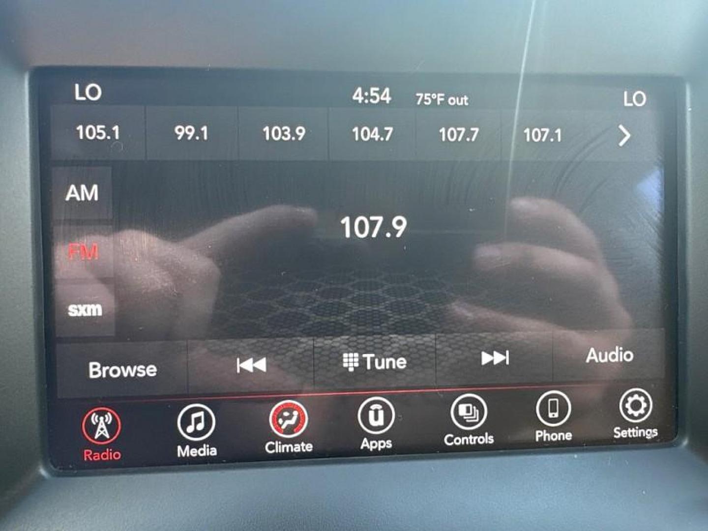 2020 BLACK /TAN Dodge Durango SXT AWD (1C4RDJAG8LC) with an 3.6L V6 DOHC 24V engine, 8A transmission, located at 3304 Woodville Road, Northwood, OH, 43619, (419) 210-8019, 41.612694, -83.480743 - Your #1 Destination for Auto Loans and mdash;No Matter Your Credit!At our dealership, we believe everyone deserves the opportunity to drive their dream car and mdash;whether you have good credit, bad credit, or no credit at all. With a wide selection of hundreds of cars, trucks, and SUVs, you'll fin - Photo#22