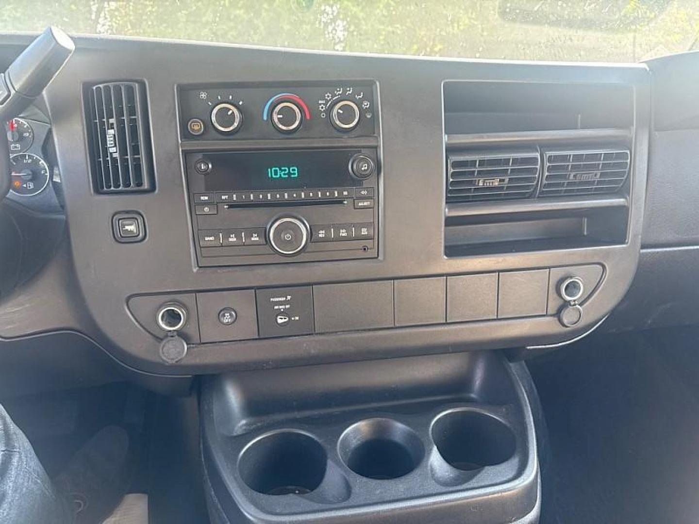 2013 WHITE /BLACK Chevrolet Express LT 3500 (1GAZGYFG7D1) with an 6.0L V8 OHV 16V FFV engine, 6-Speed Automatic transmission, located at 3304 Woodville Road, Northwood, OH, 43619, (419) 210-8019, 41.612694, -83.480743 - Photo#21