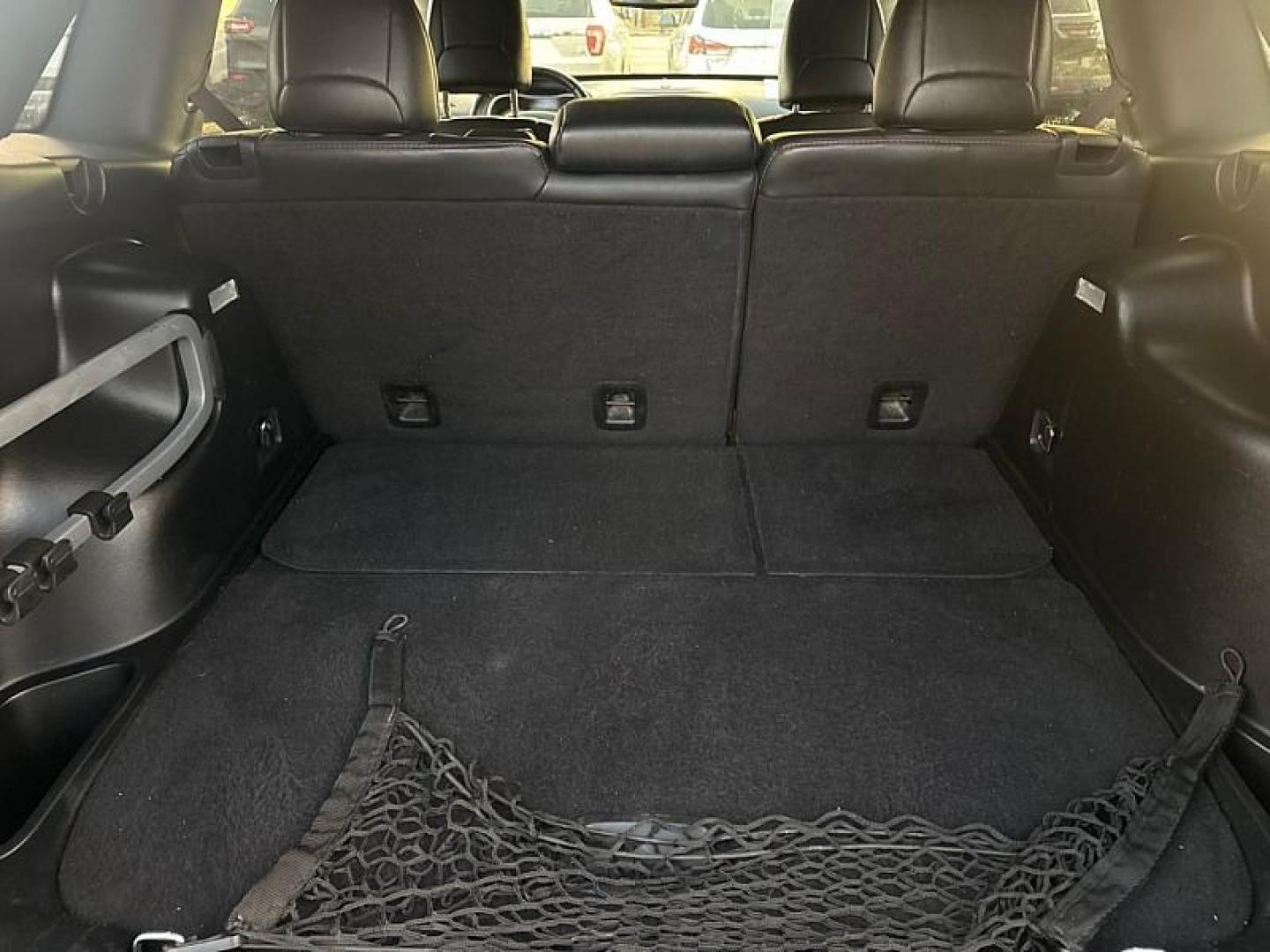 2016 GRAY /BLACK Jeep Cherokee Trailhawk 4WD (1C4PJMBS4GW) with an 3.2L V6 DOHC 24V engine, 9A transmission, located at 3304 Woodville Road, Northwood, OH, 43619, (419) 210-8019, 41.612694, -83.480743 - Photo#12