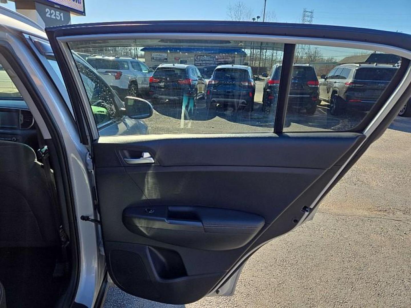 2019 SILVER /BLACK Kia Sportage LX FWD (KNDPM3AC6K7) with an 2.4L V6 DOHC 24V engine, 6A transmission, located at 3304 Woodville Road, Northwood, OH, 43619, (419) 210-8019, 41.612694, -83.480743 - Your #1 Destination for Auto Loans and mdash;No Matter Your Credit!At our dealership, we believe everyone deserves the opportunity to drive their dream car and mdash;whether you have good credit, bad credit, or no credit at all. With a wide selection of hundreds of cars, trucks, and SUVs, you'll fin - Photo#38