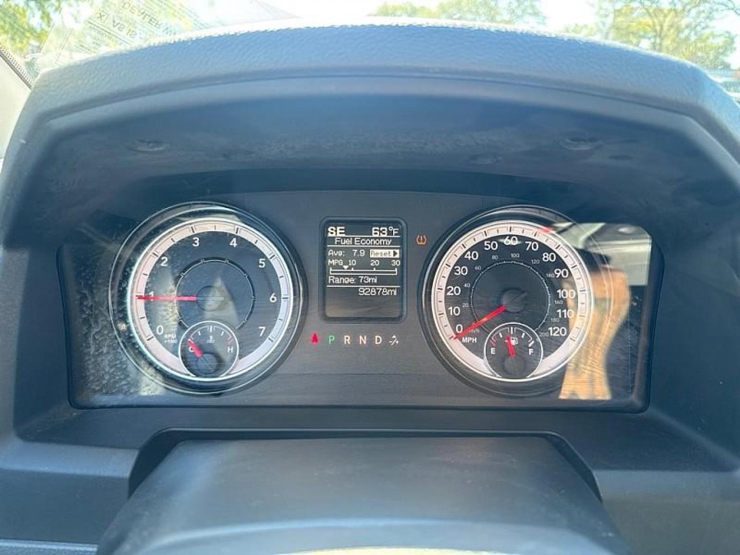 2018 RED /BLACK RAM 1500 Tradesman Crew Cab SWB 4WD (1C6RR7KT7JS) with an 5.7L V8 OHV 16V engine, 8A transmission, located at 3304 Woodville Road, Northwood, OH, 43619, (419) 210-8019, 41.612694, -83.480743 - Photo#21