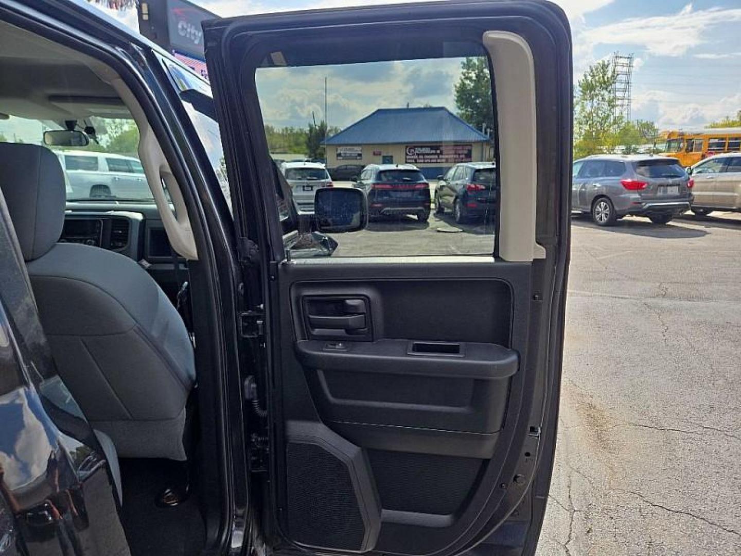 2017 BLACK /GRAY RAM 1500 Tradesman Quad Cab 4WD (1C6RR7FT0HS) with an 5.7L V8 OHV 16V engine, 8A transmission, located at 3304 Woodville Road, Northwood, OH, 43619, (419) 210-8019, 41.612694, -83.480743 - Photo#12