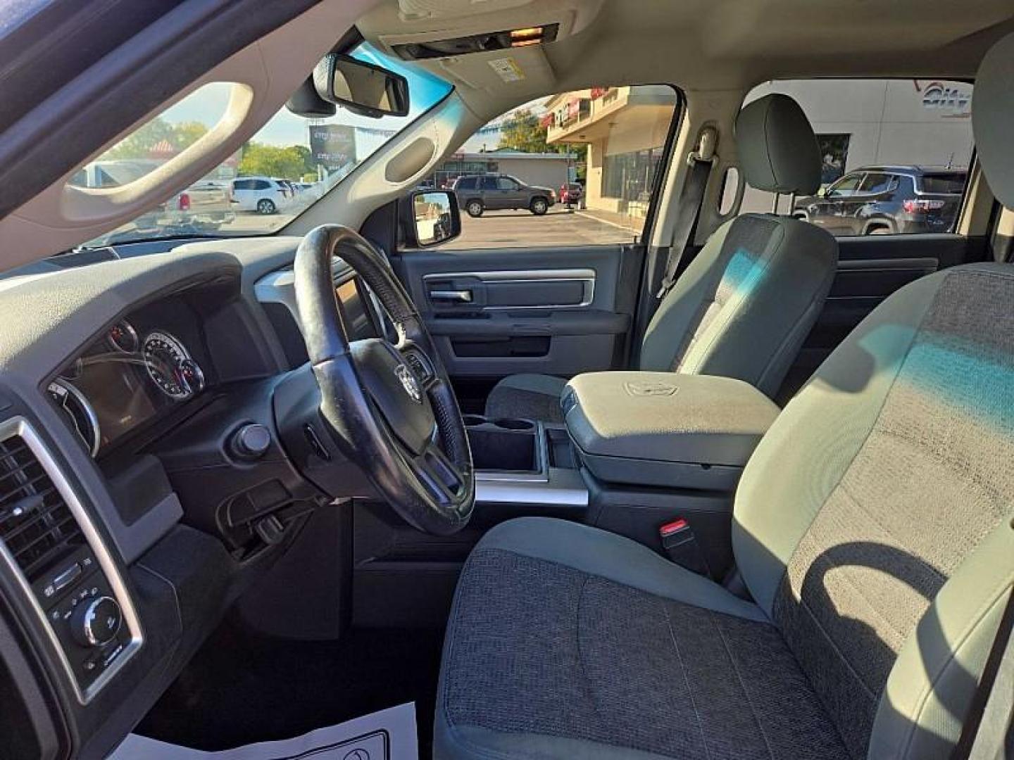 2015 GRAY /BLACK RAM 1500 SLT Crew Cab SWB 4WD (1C6RR7LG8FS) with an 3.6L V6 DOHC 24V FFV engine, 6-Speed Automatic transmission, located at 3304 Woodville Road, Northwood, OH, 43619, (419) 210-8019, 41.612694, -83.480743 - Your #1 Destination for Auto Loans and mdash;No Matter Your Credit!At our dealership, we believe everyone deserves the opportunity to drive their dream car and mdash;whether you have good credit, bad credit, or no credit at all. With a wide selection of hundreds of cars, trucks, and SUVs, you'll fin - Photo#9