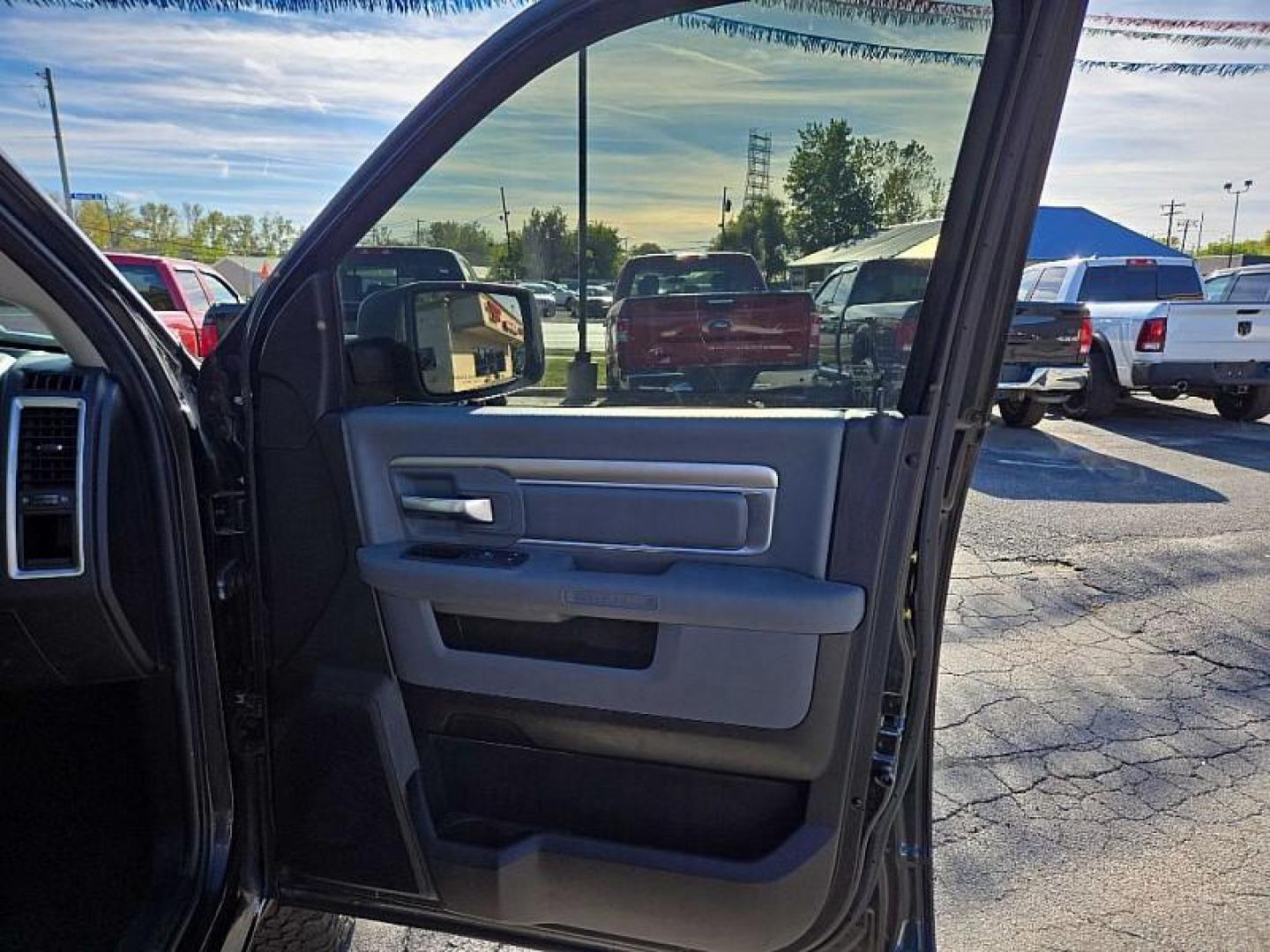 2015 GRAY /BLACK RAM 1500 SLT Crew Cab SWB 4WD (1C6RR7LG8FS) with an 3.6L V6 DOHC 24V FFV engine, 6-Speed Automatic transmission, located at 3304 Woodville Road, Northwood, OH, 43619, (419) 210-8019, 41.612694, -83.480743 - Your #1 Destination for Auto Loans and mdash;No Matter Your Credit!At our dealership, we believe everyone deserves the opportunity to drive their dream car and mdash;whether you have good credit, bad credit, or no credit at all. With a wide selection of hundreds of cars, trucks, and SUVs, you'll fin - Photo#14