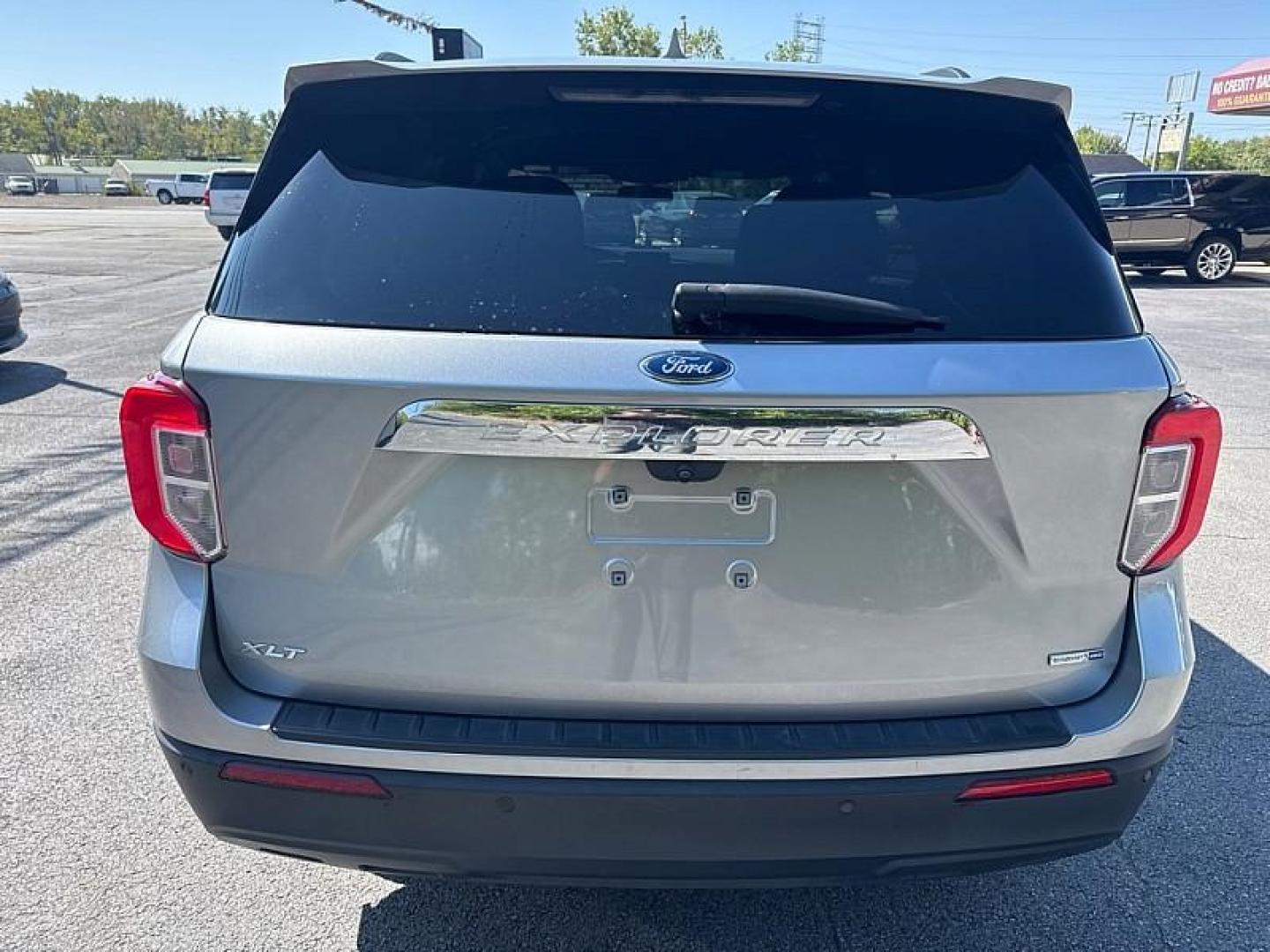 2020 BLACK /BLACK Ford Explorer XLT AWD (1FMSK8DH1LG) with an 2.3L L4 DOHC 16V engine, 10A transmission, located at 3304 Woodville Road, Northwood, OH, 43619, (419) 210-8019, 41.612694, -83.480743 - Your #1 Destination for Auto Loans and mdash;No Matter Your Credit!At our dealership, we believe everyone deserves the opportunity to drive their dream car and mdash;whether you have good credit, bad credit, or no credit at all. With a wide selection of hundreds of cars, trucks, and SUVs, you'll fin - Photo#3