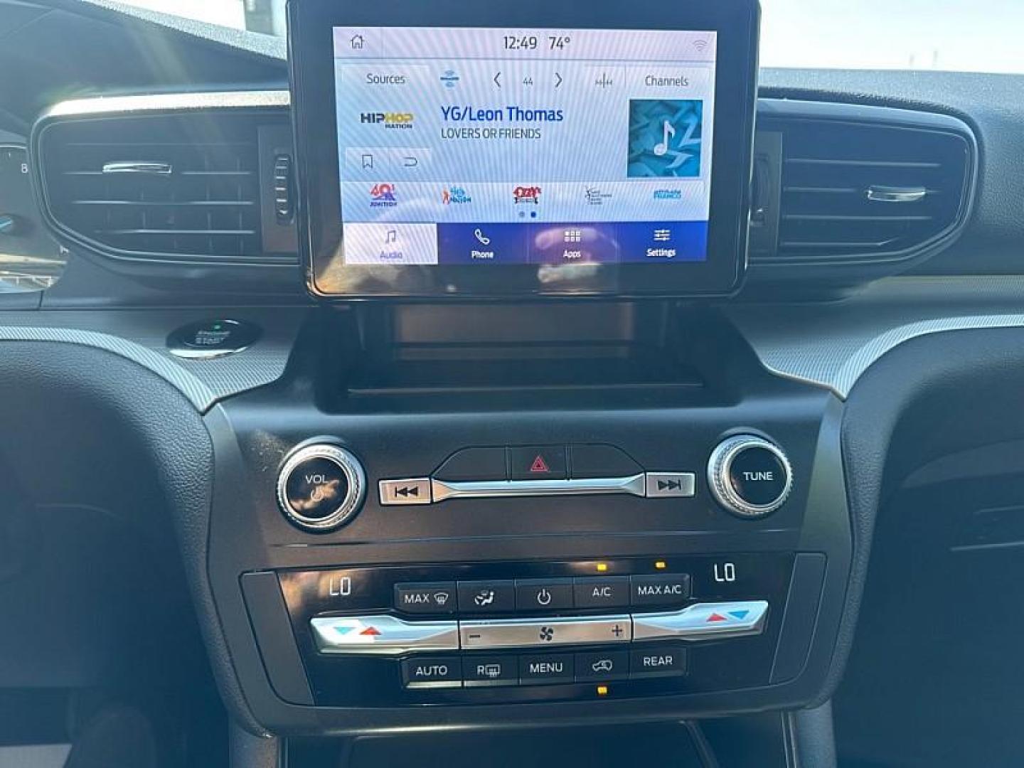 2020 BLACK /BLACK Ford Explorer XLT AWD (1FMSK8DH1LG) with an 2.3L L4 DOHC 16V engine, 10A transmission, located at 3304 Woodville Road, Northwood, OH, 43619, (419) 210-8019, 41.612694, -83.480743 - Your #1 Destination for Auto Loans and mdash;No Matter Your Credit!At our dealership, we believe everyone deserves the opportunity to drive their dream car and mdash;whether you have good credit, bad credit, or no credit at all. With a wide selection of hundreds of cars, trucks, and SUVs, you'll fin - Photo#23