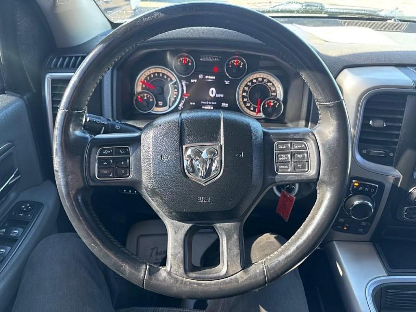 2016 GRAY /GRAY RAM 1500 SLT Crew Cab SWB 4WD (1C6RR7LG4GS) with an 3.6L V6 DOHC 24V FFV engine, 6A transmission, located at 3304 Woodville Road, Northwood, OH, 43619, (419) 210-8019, 41.612694, -83.480743 - Photo#18