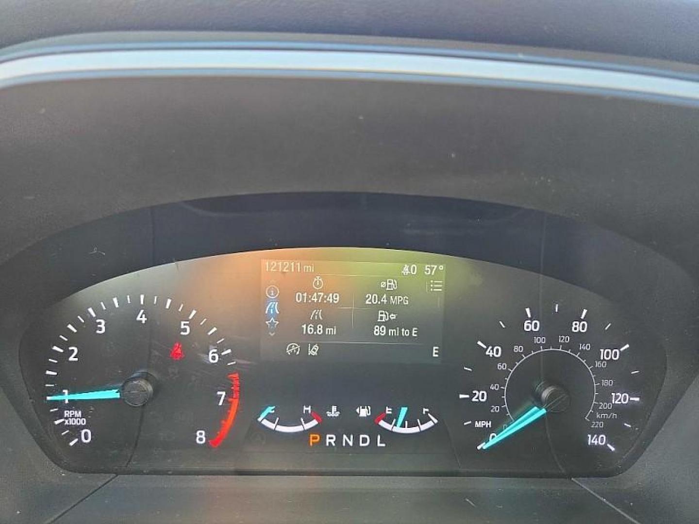 2021 SILVER /BLACK Ford Escape SE (1FMCU0G63MU) with an 1.5L L3 engine, 6A transmission, located at 3304 Woodville Road, Northwood, OH, 43619, (419) 210-8019, 41.612694, -83.480743 - Photo#17