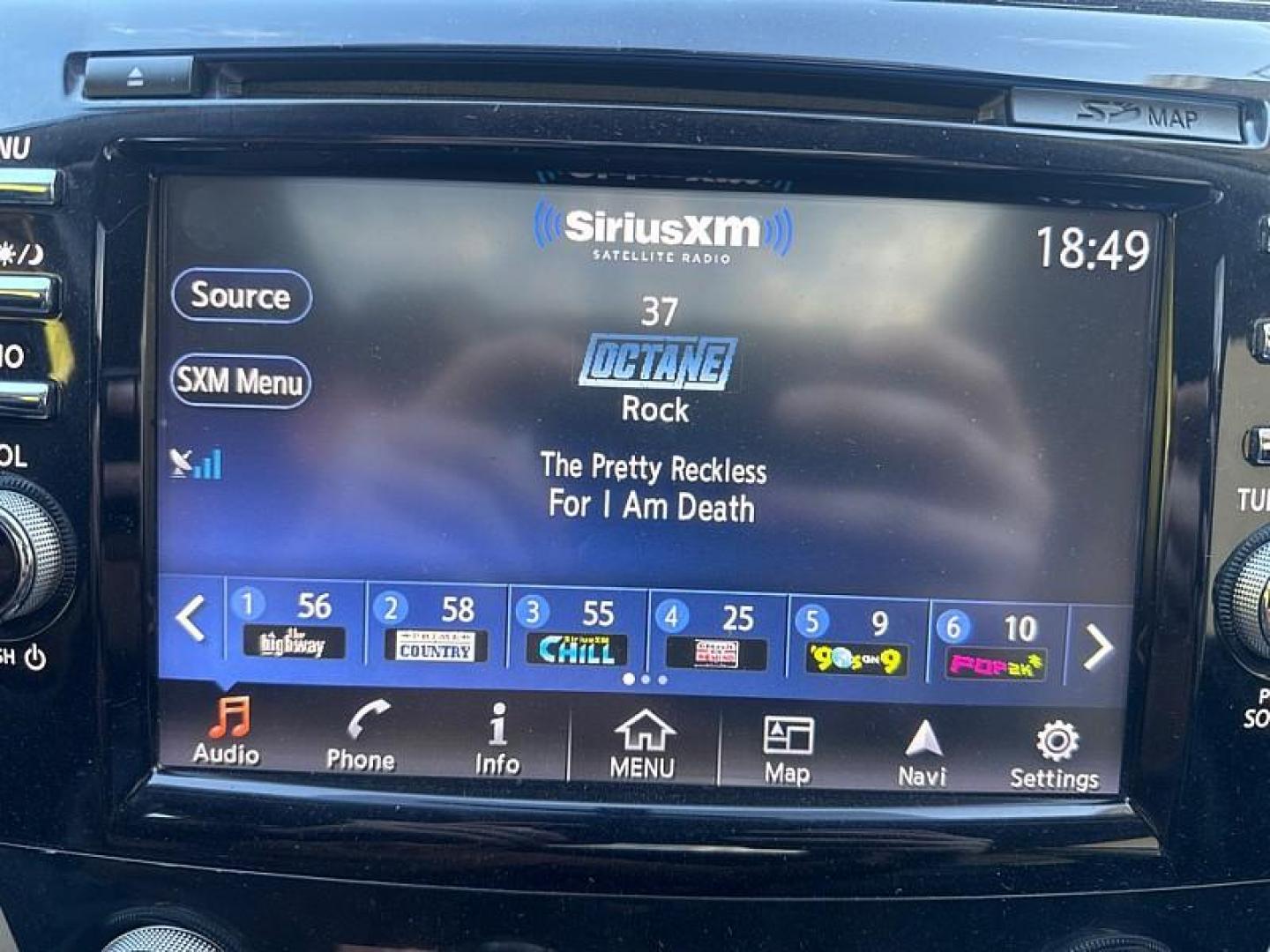 2017 GRAY /BLACK Nissan Murano Platinum AWD (5N1AZ2MH2HN) with an 3.5L V6 DOHC 24V engine, CVT transmission, located at 3304 Woodville Road, Northwood, OH, 43619, (419) 210-8019, 41.612694, -83.480743 - Your #1 Destination for Auto Loans and mdash;No Matter Your Credit!At our dealership, we believe everyone deserves the opportunity to drive their dream car and mdash;whether you have good credit, bad credit, or no credit at all. With a wide selection of hundreds of cars, trucks, and SUVs, you'll fin - Photo#20