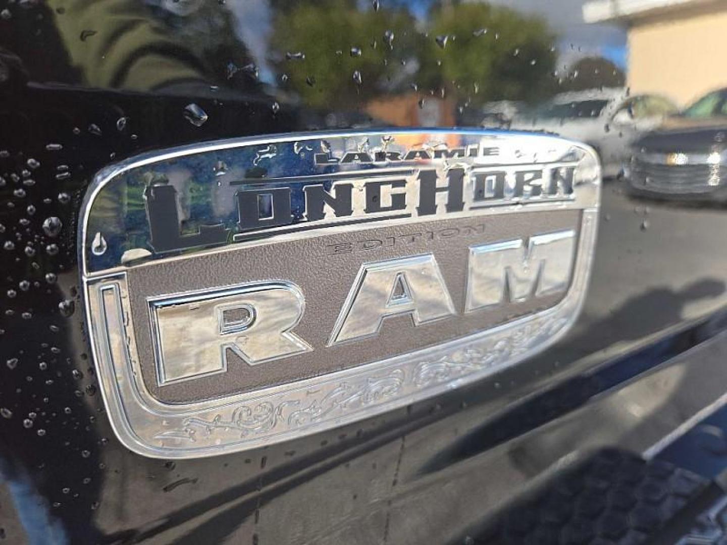 2017 BLACK /BROWN RAM 1500 Longhorn Crew Cab SWB 4WD (1C6RR7PM2HS) with an 3.0L V6 DIESEL engine, 8A transmission, located at 3304 Woodville Road, Northwood, OH, 43619, (419) 210-8019, 41.612694, -83.480743 - Your #1 Destination for Auto Loans and mdash;No Matter Your Credit!At our dealership, we believe everyone deserves the opportunity to drive their dream car and mdash;whether you have good credit, bad credit, or no credit at all. With a wide selection of hundreds of cars, trucks, and SUVs, you'll fin - Photo#13
