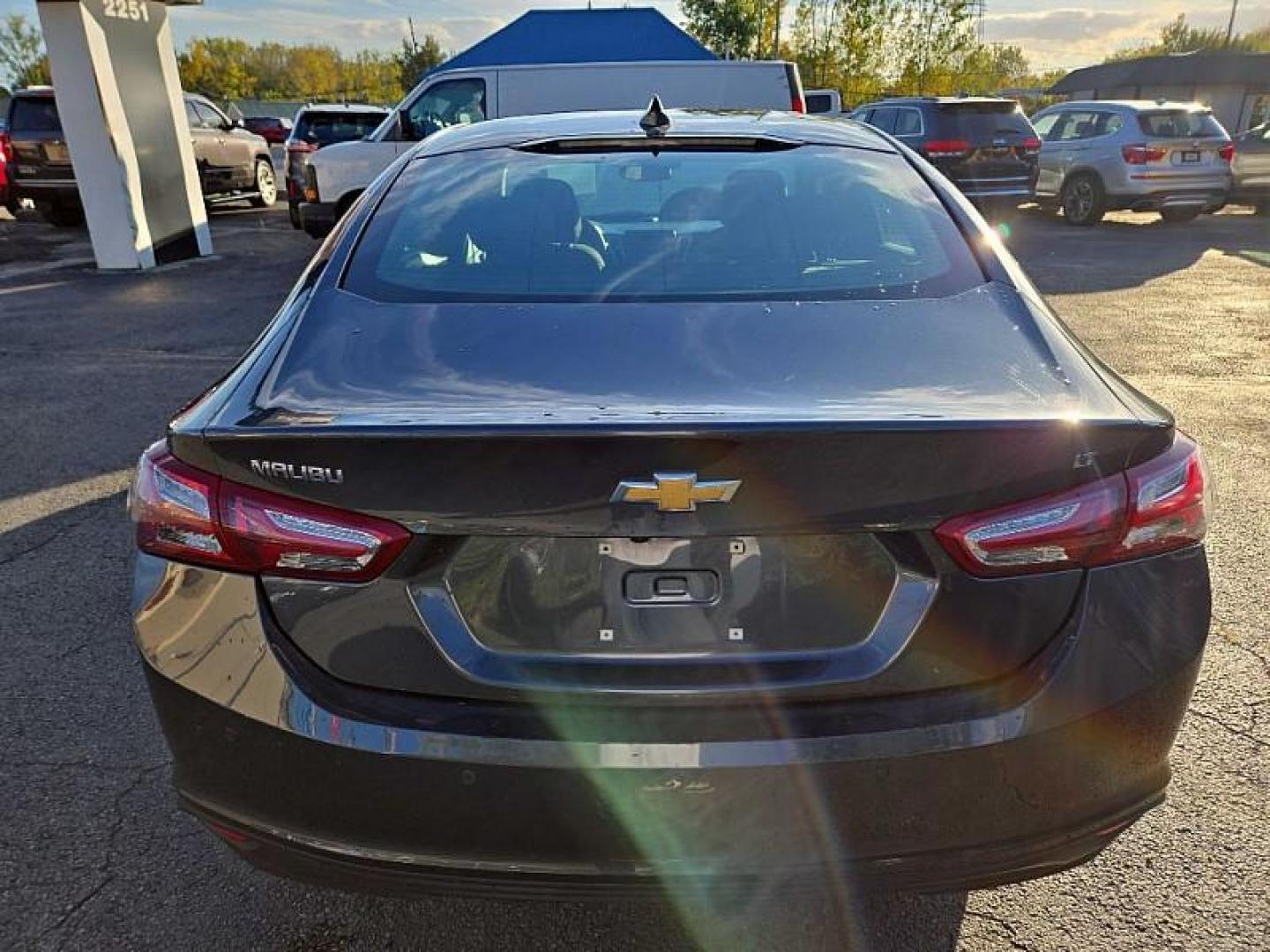 2021 GRAY /BLACK Chevrolet Malibu LT (1G1ZD5ST9MF) with an 1.5L L4 DOHC 16V engine, 6A transmission, located at 3304 Woodville Road, Northwood, OH, 43619, (419) 210-8019, 41.612694, -83.480743 - Your #1 Destination for Auto Loans and mdash;No Matter Your Credit!At our dealership, we believe everyone deserves the opportunity to drive their dream car and mdash;whether you have good credit, bad credit, or no credit at all. With a wide selection of hundreds of cars, trucks, and SUVs, you'll fin - Photo#3