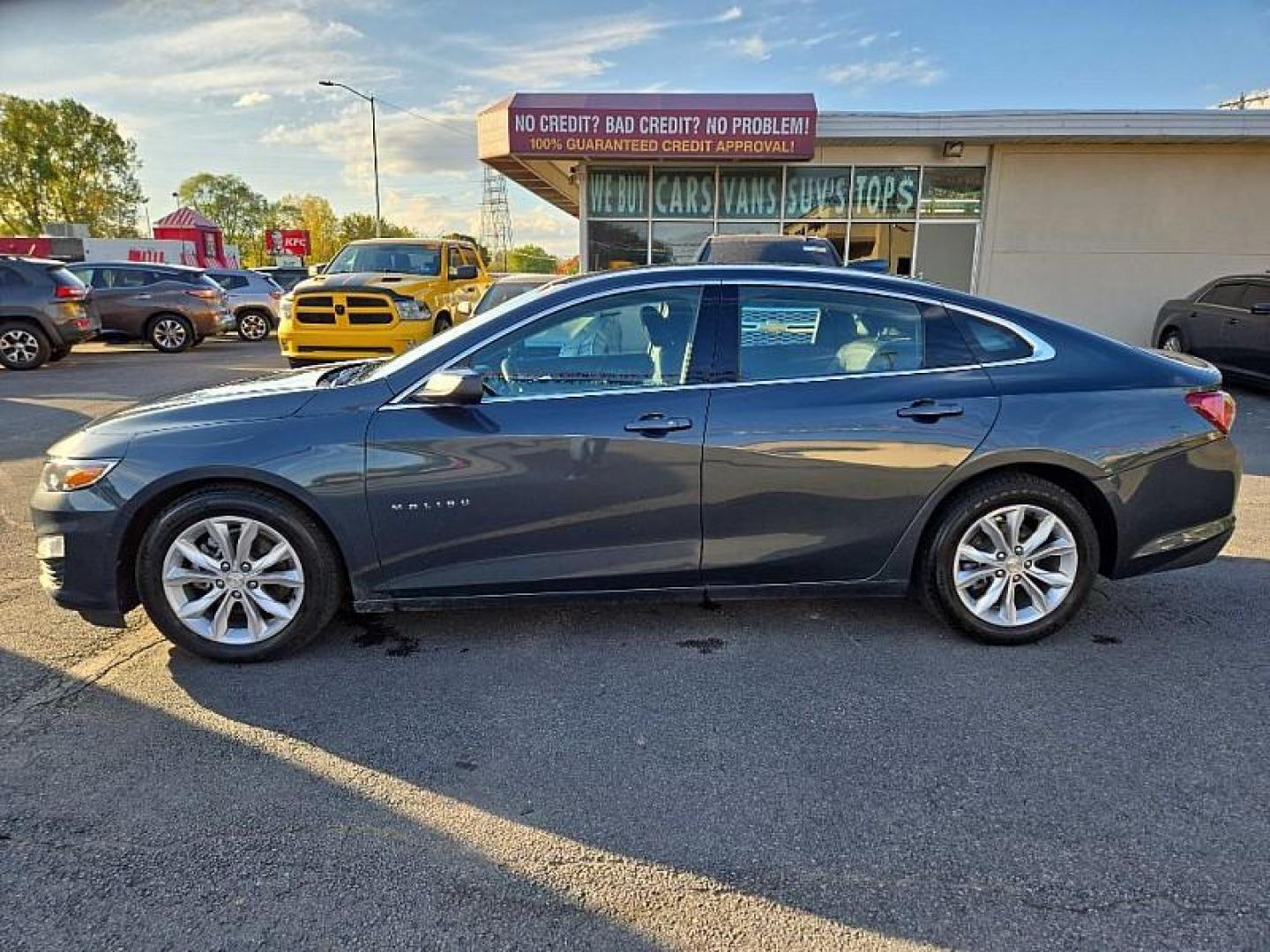 2021 GRAY /BLACK Chevrolet Malibu LT (1G1ZD5ST9MF) with an 1.5L L4 DOHC 16V engine, 6A transmission, located at 3304 Woodville Road, Northwood, OH, 43619, (419) 210-8019, 41.612694, -83.480743 - Your #1 Destination for Auto Loans and mdash;No Matter Your Credit!At our dealership, we believe everyone deserves the opportunity to drive their dream car and mdash;whether you have good credit, bad credit, or no credit at all. With a wide selection of hundreds of cars, trucks, and SUVs, you'll fin - Photo#1
