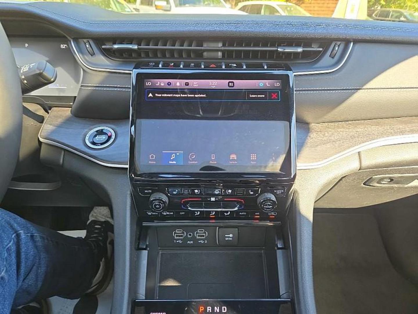 2024 BLACK /BLACK Jeep Grand Cherokee L Limited 4WD (1C4RJKBG6R8) with an 3.6L V6 DOHC 24V engine, 8A transmission, located at 3304 Woodville Road, Northwood, OH, 43619, (419) 210-8019, 41.612694, -83.480743 - Photo#22