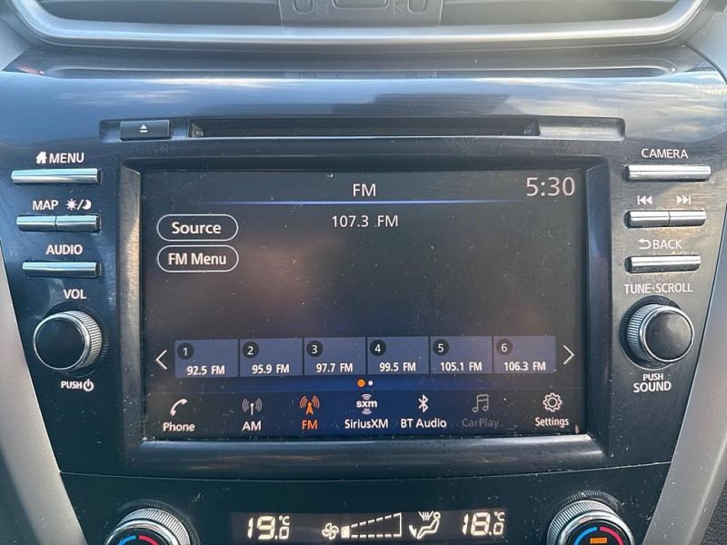 2021 GRAY /BLACK Nissan Murano SL AWD (5N1AZ2CS3MC) with an 3.5L V6 DOHC 24V engine, CVT transmission, located at 3304 Woodville Road, Northwood, OH, 43619, (419) 210-8019, 41.612694, -83.480743 - Photo#20