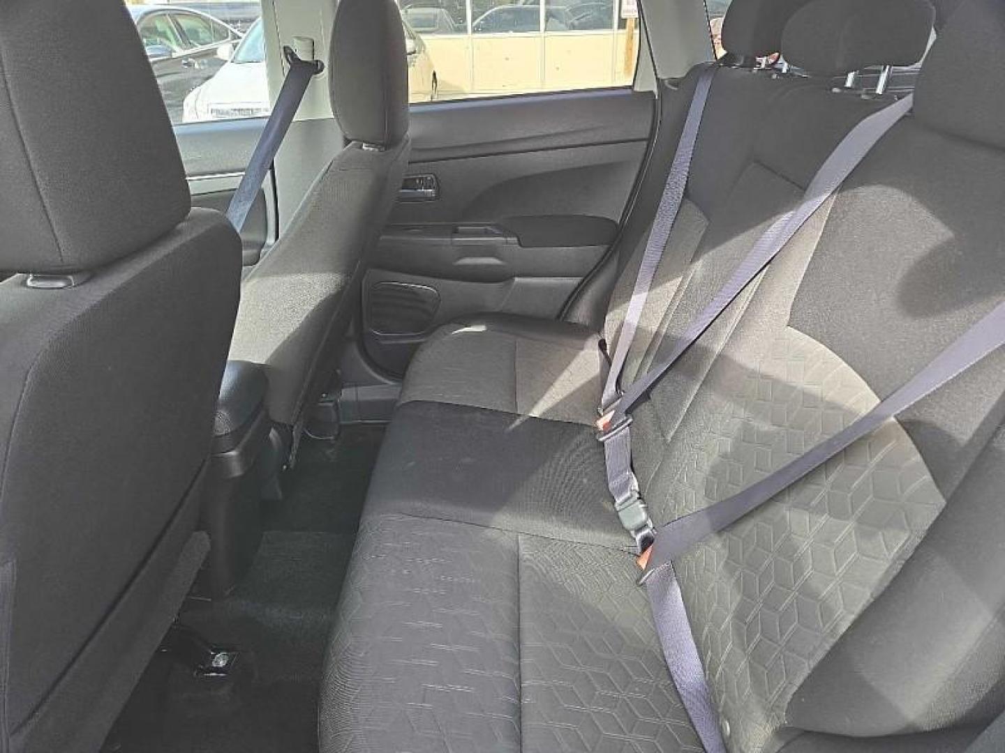 2020 WHITE /BLACK Mitsubishi Outlander Sport 2.0 ES CVT (JA4AP3AU8LU) with an 2.0L L4 DOHC 16V engine, CVT transmission, located at 3304 Woodville Road, Northwood, OH, 43619, (419) 210-8019, 41.612694, -83.480743 - Your #1 Destination for Auto Loans and mdash;No Matter Your Credit!At our dealership, we believe everyone deserves the opportunity to drive their dream car and mdash;whether you have good credit, bad credit, or no credit at all. With a wide selection of hundreds of cars, trucks, and SUVs, you'll fin - Photo#11