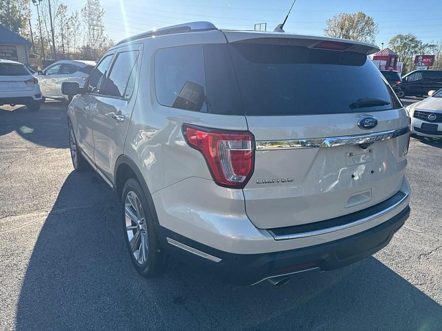 2018 TAN /BLACK Ford Explorer Limited 4WD (1FM5K8FH8JG) with an 2.3L L4 DOHC 16V engine, 6A transmission, located at 3304 Woodville Road, Northwood, OH, 43619, (419) 210-8019, 41.612694, -83.480743 - Your #1 Destination for Auto Loans and mdash;No Matter Your Credit!At our dealership, we believe everyone deserves the opportunity to drive their dream car and mdash;whether you have good credit, bad credit, or no credit at all. With a wide selection of hundreds of cars, trucks, and SUVs, you'll fin - Photo#2