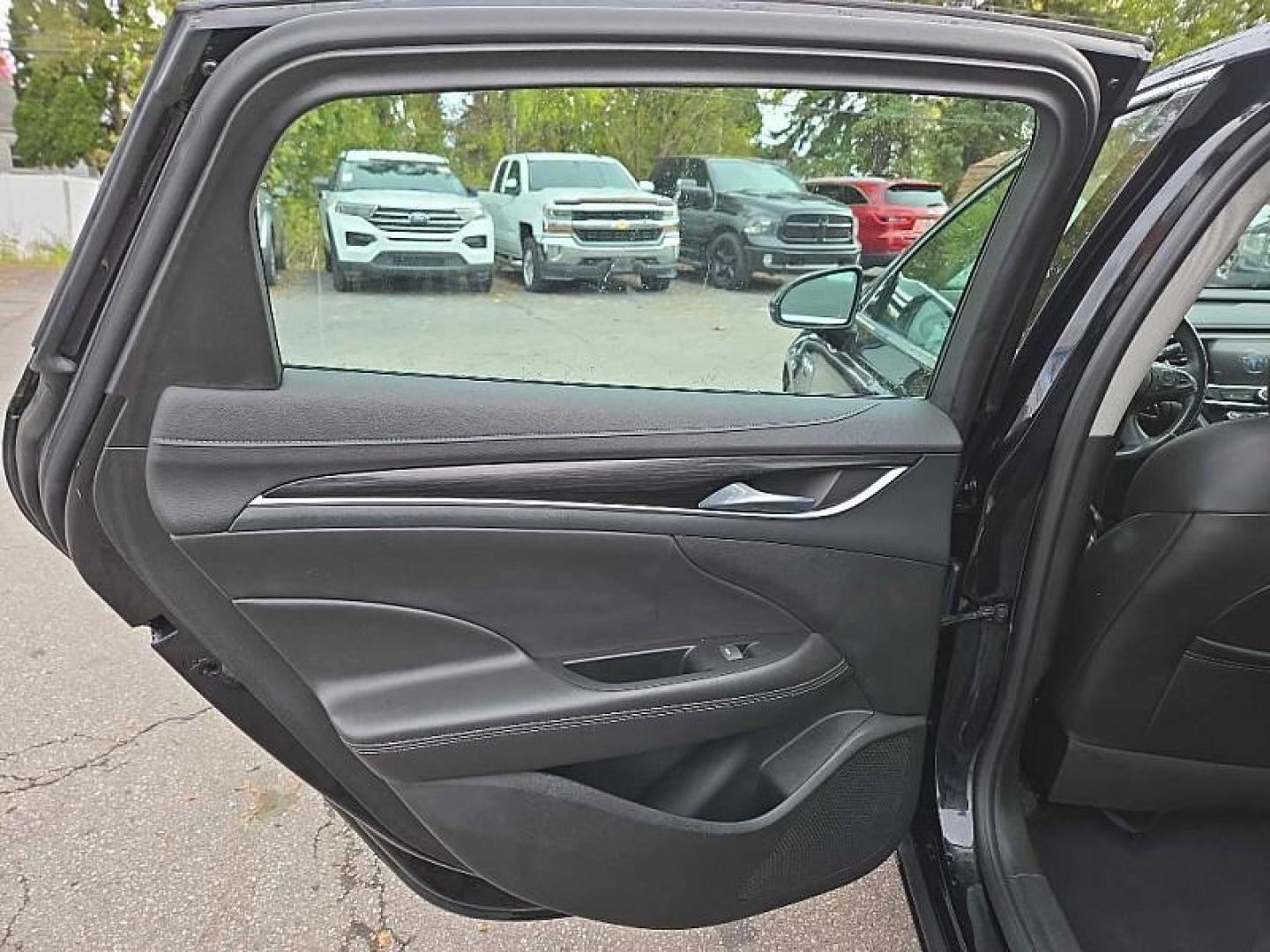 2017 BLACK /BLACK Buick LaCrosse Premium (1G4ZR5SS1HU) with an 3.6L V6 DOHC 24V engine, 8A transmission, located at 3304 Woodville Road, Northwood, OH, 43619, (419) 210-8019, 41.612694, -83.480743 - Photo#10