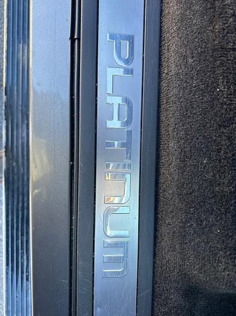 2014 GRAY /BLACK Ford F-150 XL SuperCrew 5.5-ft. Bed 4WD (1FTFW1EFXEF) with an 5.0L V8 engine, 6-Speed Automatic transmission, located at 3304 Woodville Road, Northwood, OH, 43619, (419) 210-8019, 41.612694, -83.480743 - Your #1 Destination for Auto Loans and mdash;No Matter Your Credit!At our dealership, we believe everyone deserves the opportunity to drive their dream car and mdash;whether you have good credit, bad credit, or no credit at all. With a wide selection of hundreds of cars, trucks, and SUVs, you'll fin - Photo#16