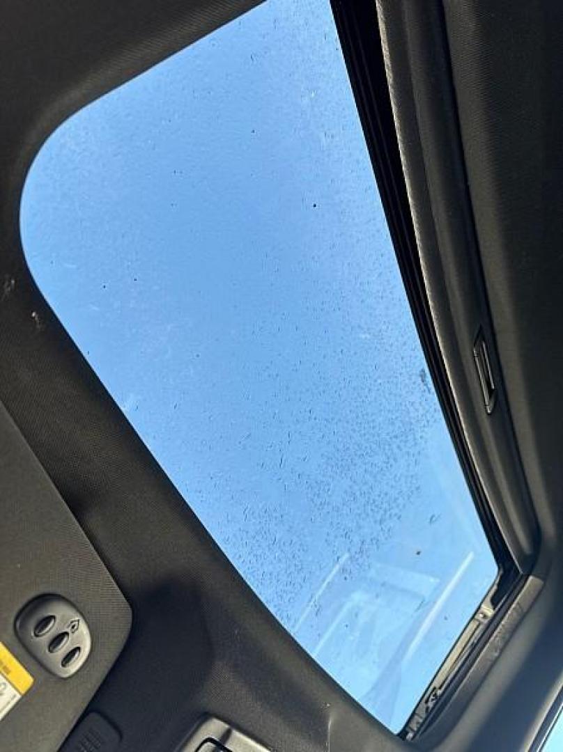 2014 GRAY /BLACK Ford F-150 XL SuperCrew 5.5-ft. Bed 4WD (1FTFW1EFXEF) with an 5.0L V8 engine, 6-Speed Automatic transmission, located at 3304 Woodville Road, Northwood, OH, 43619, (419) 210-8019, 41.612694, -83.480743 - Your #1 Destination for Auto Loans and mdash;No Matter Your Credit!At our dealership, we believe everyone deserves the opportunity to drive their dream car and mdash;whether you have good credit, bad credit, or no credit at all. With a wide selection of hundreds of cars, trucks, and SUVs, you'll fin - Photo#22