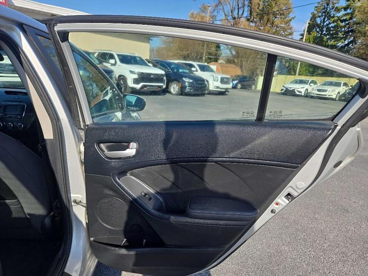 2017 BLUE /BLACK Kia Forte LX 6A (3KPFL4A79HE) with an 2.0L L4 DOHC 16V engine, 6A transmission, located at 3304 Woodville Road, Northwood, OH, 43619, (419) 210-8019, 41.612694, -83.480743 - Photo#13