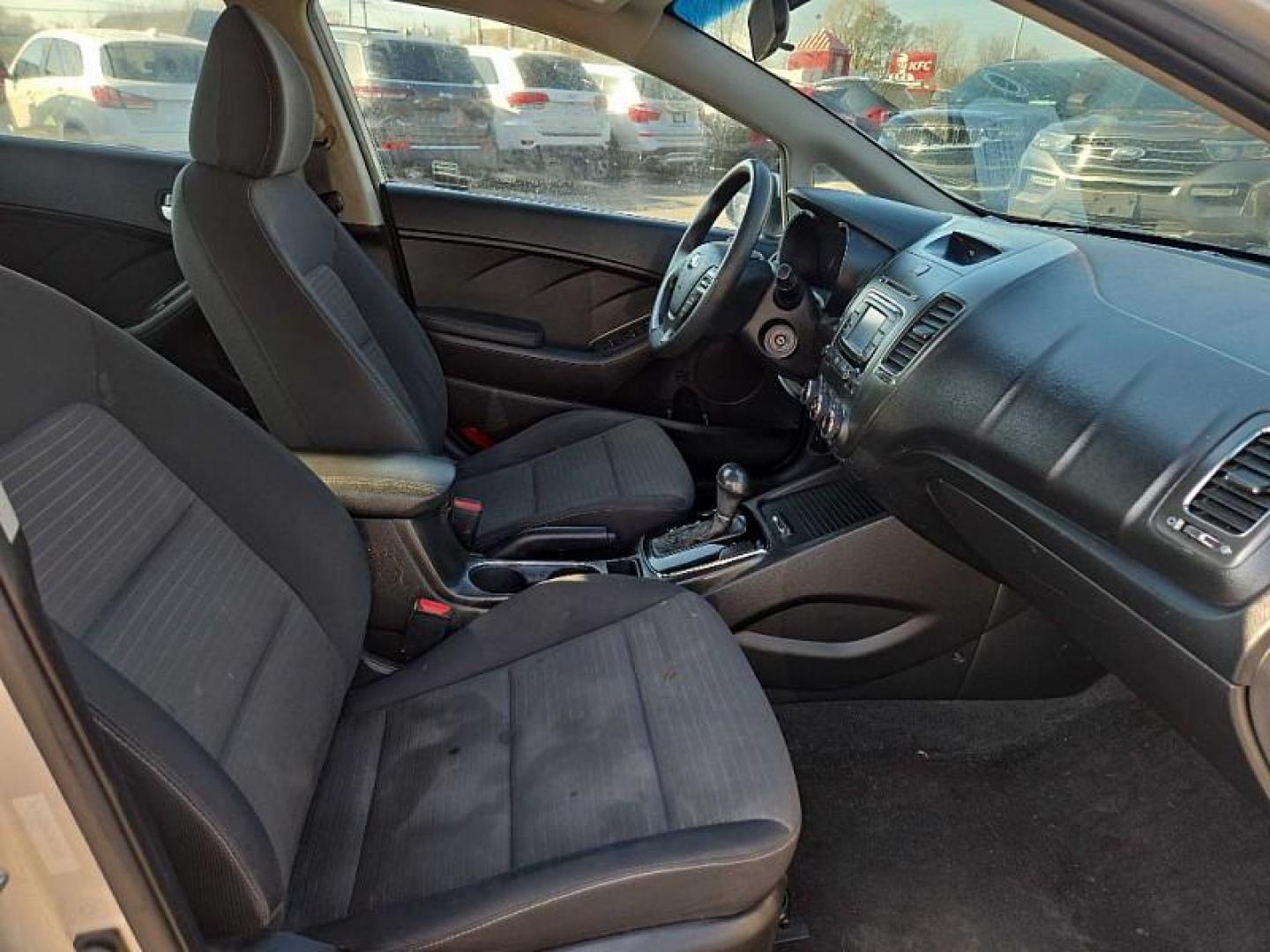 2017 BLUE /BLACK Kia Forte LX 6A (3KPFL4A79HE) with an 2.0L L4 DOHC 16V engine, 6A transmission, located at 3304 Woodville Road, Northwood, OH, 43619, (419) 210-8019, 41.612694, -83.480743 - Photo#16