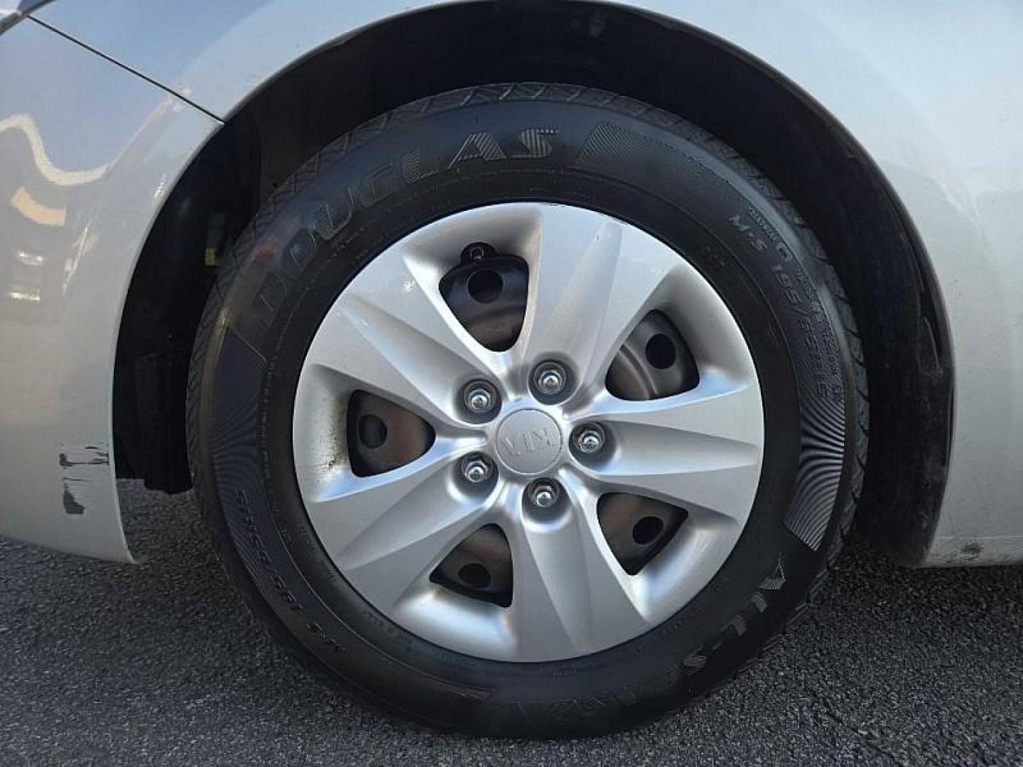 2017 BLUE /BLACK Kia Forte LX 6A (3KPFL4A79HE) with an 2.0L L4 DOHC 16V engine, 6A transmission, located at 3304 Woodville Road, Northwood, OH, 43619, (419) 210-8019, 41.612694, -83.480743 - Photo#17